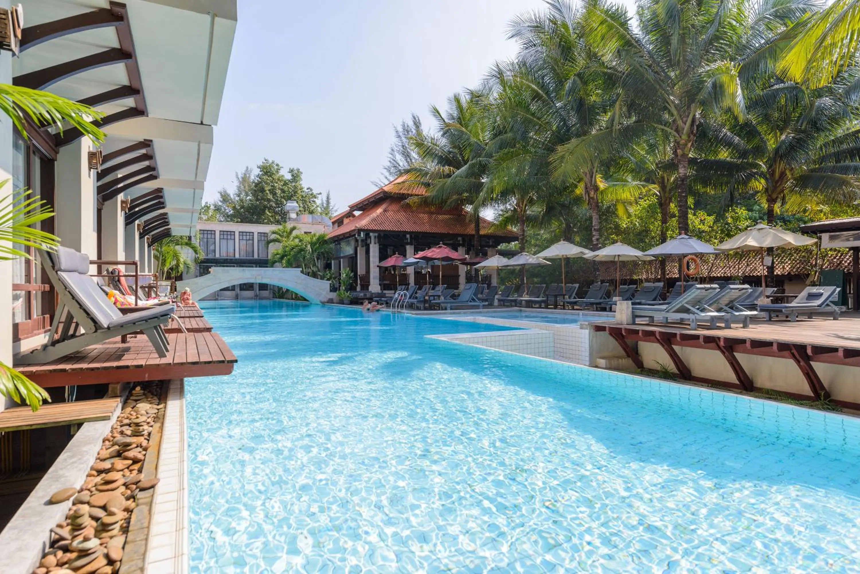 Swimming pool in Khaolak Oriental Resort - Adult Only