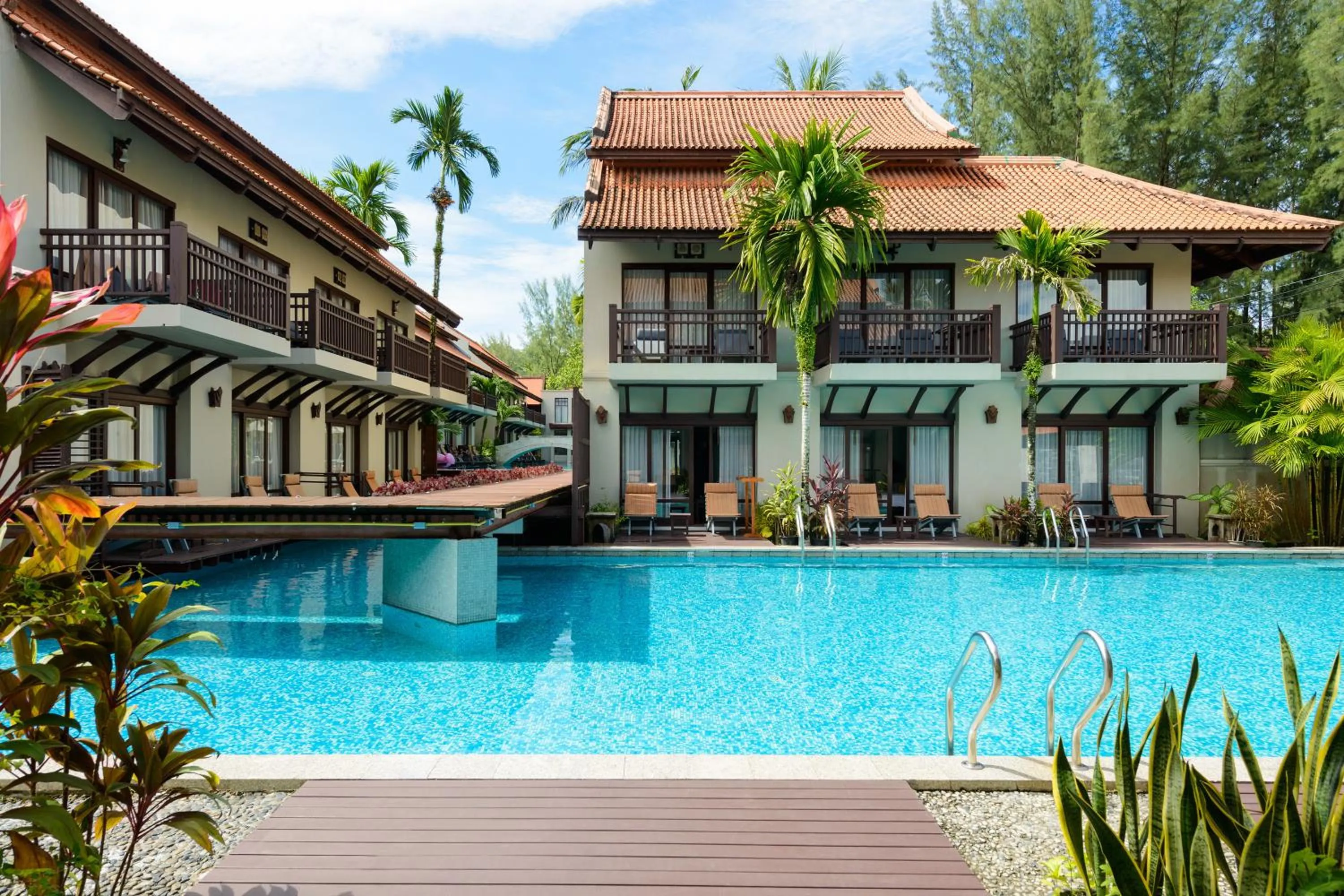 Swimming pool in Khaolak Oriental Resort - Adult Only
