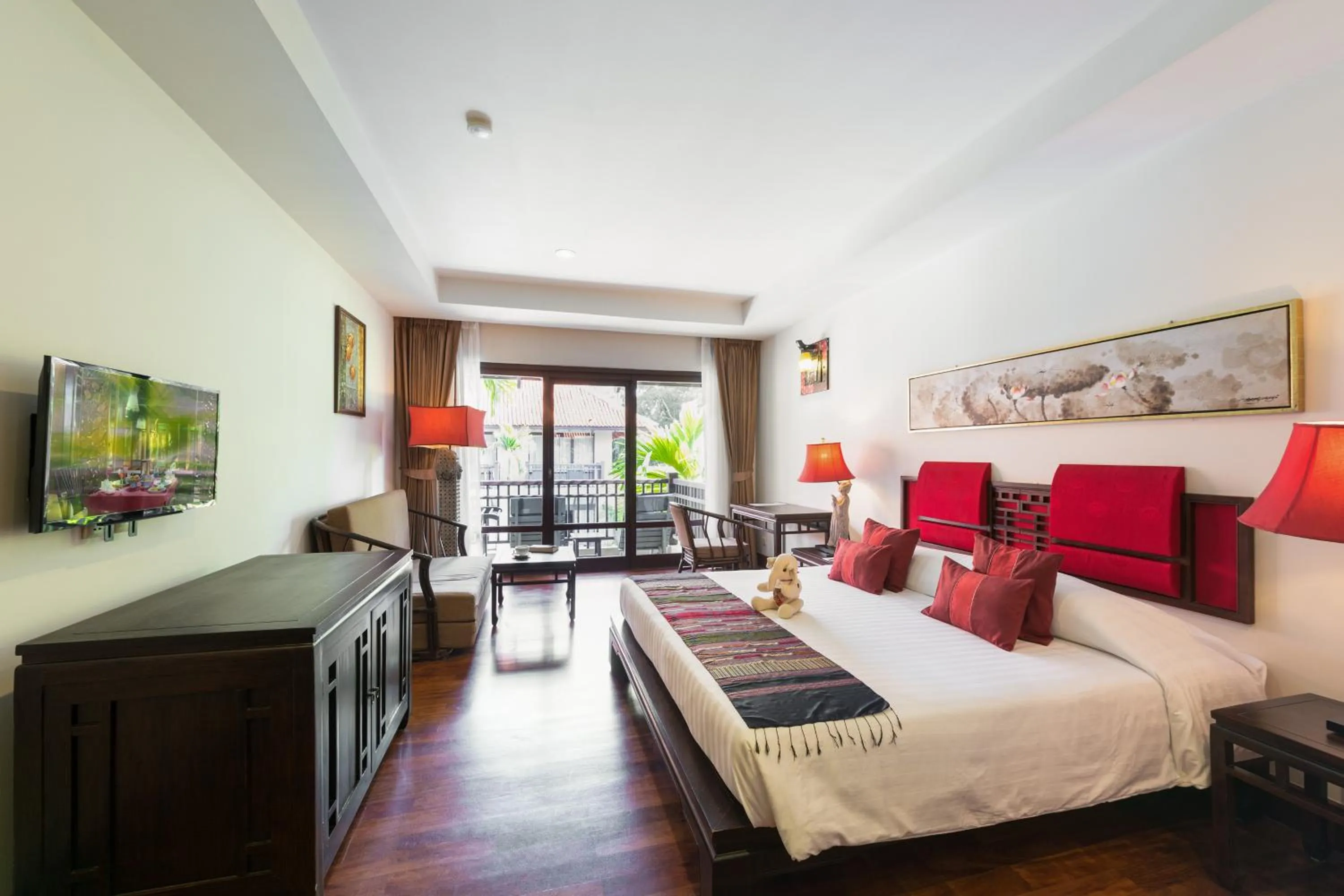 Bed in Khaolak Oriental Resort - Adult Only