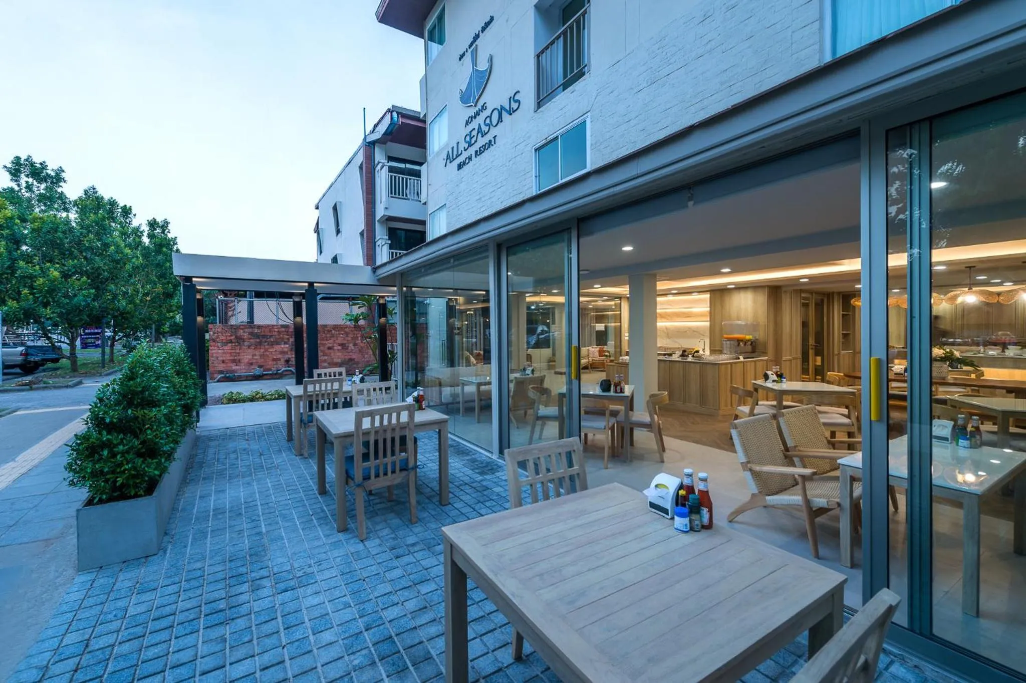 Restaurant/places to eat in Aonang All Seasons Beach Resort