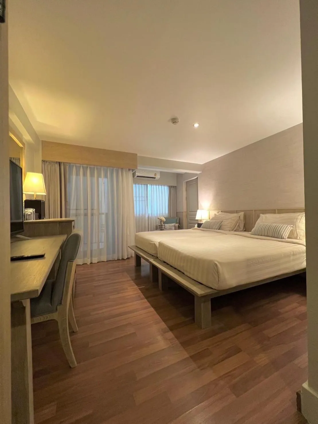 Bed in Aonang All Seasons Beach Resort