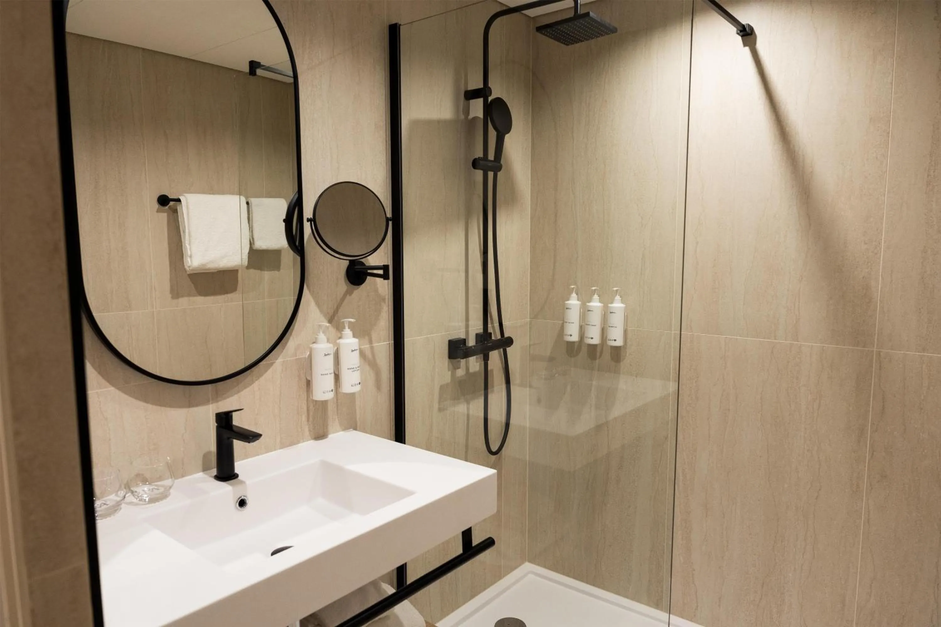 Bathroom in Le Relais de La Malmaison, a member of Radisson Individuals
