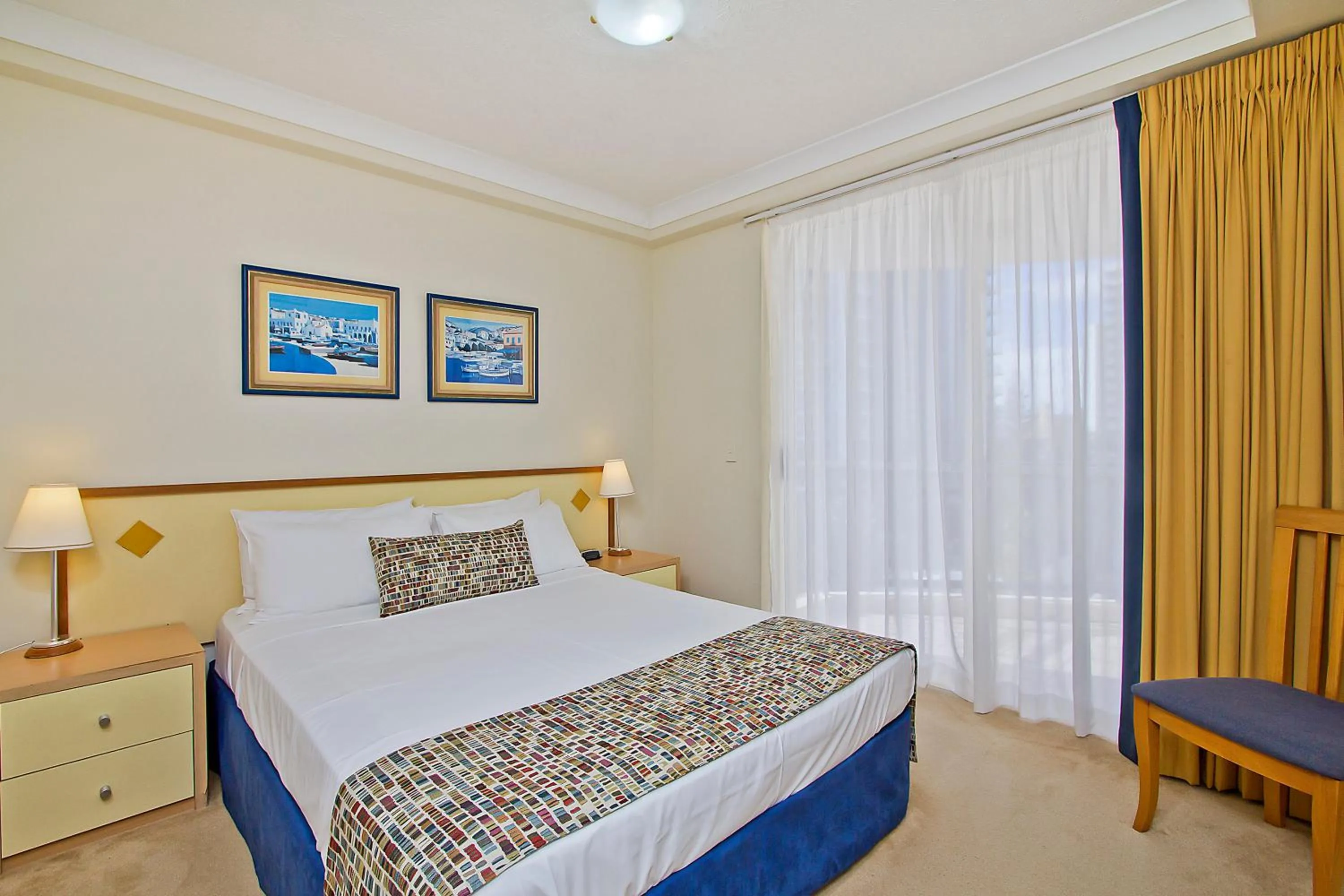 Bed in Palazzo Colonnades