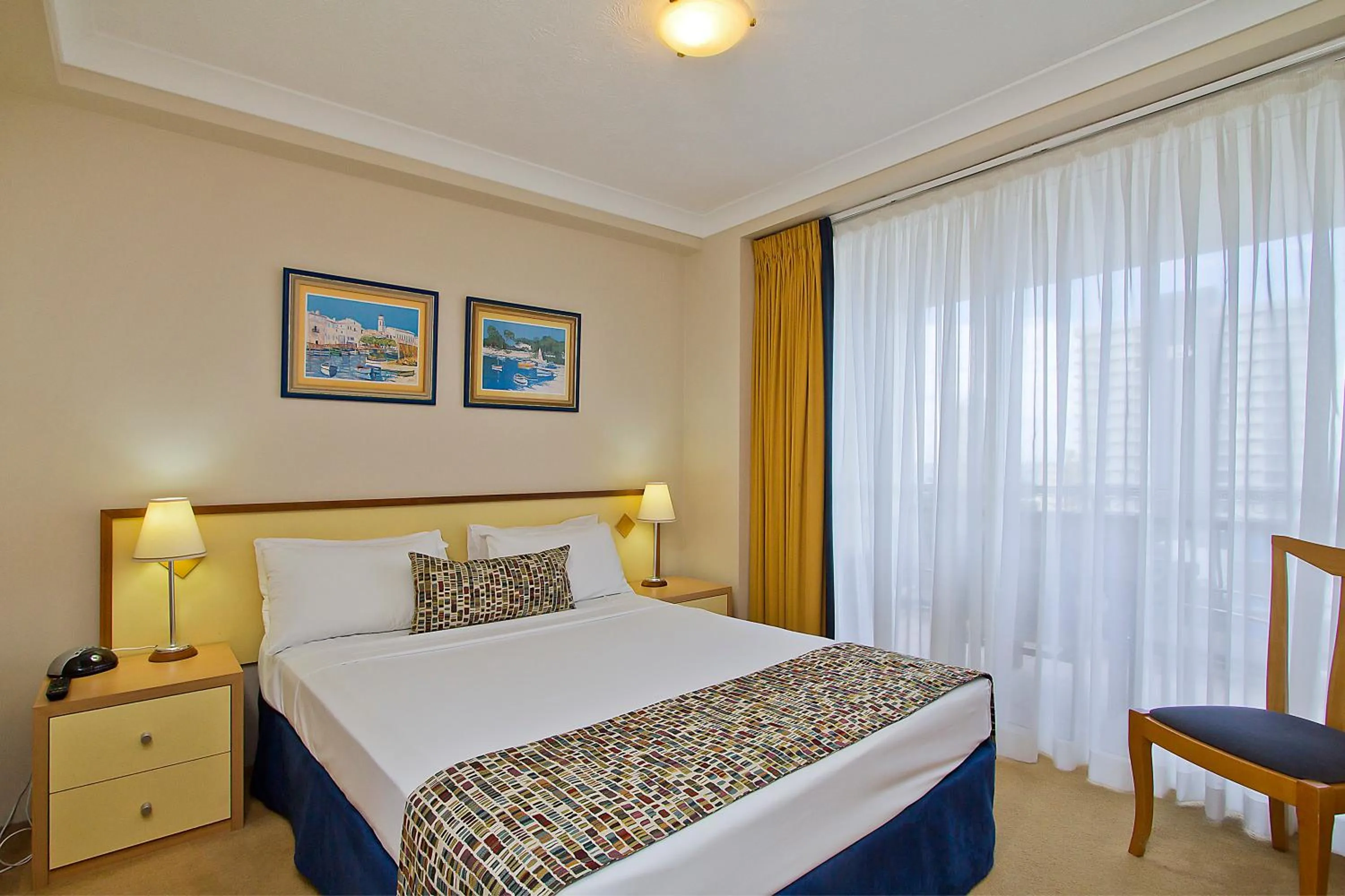 Bed in Palazzo Colonnades