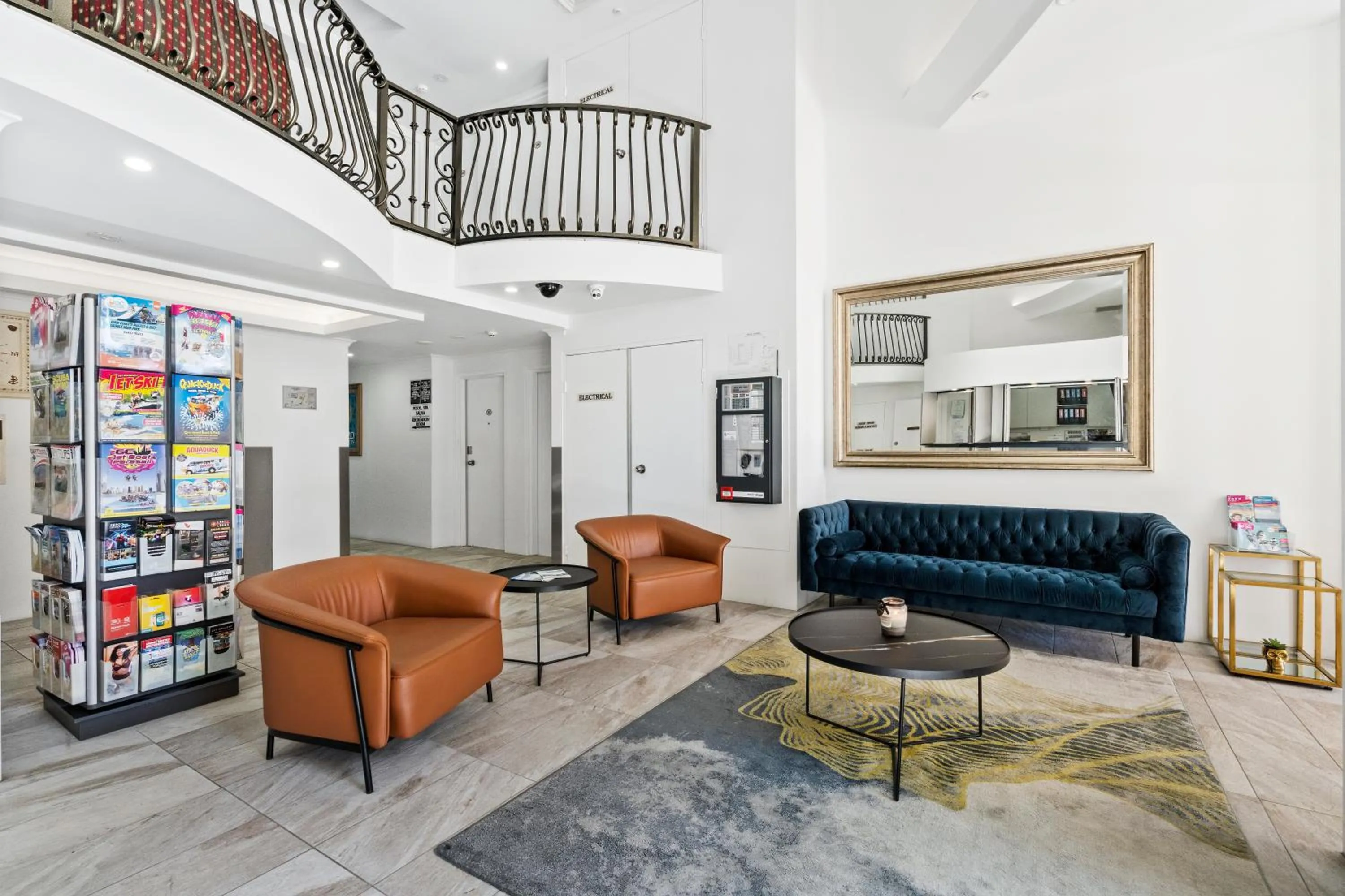 Property building in Palazzo Colonnades