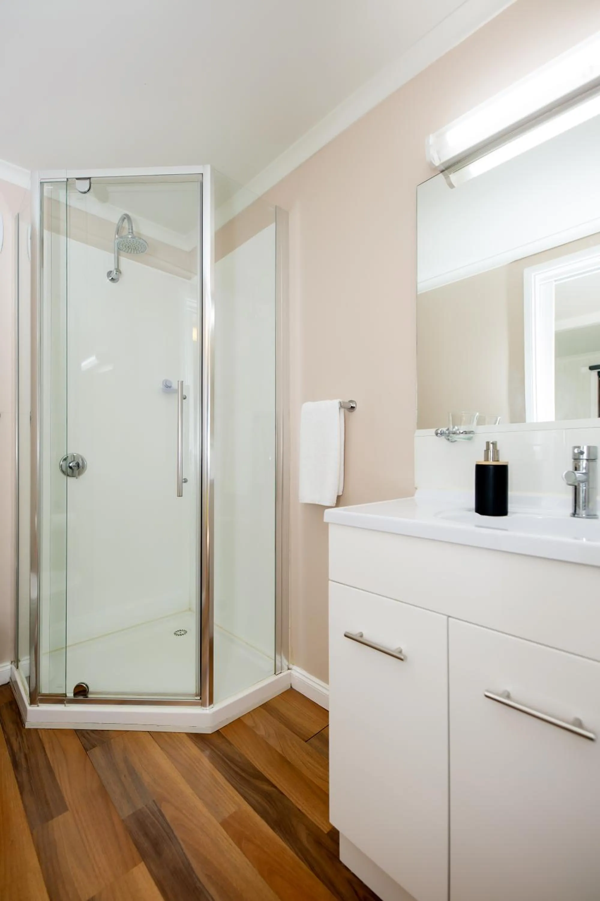 Shower in Holly Lodge