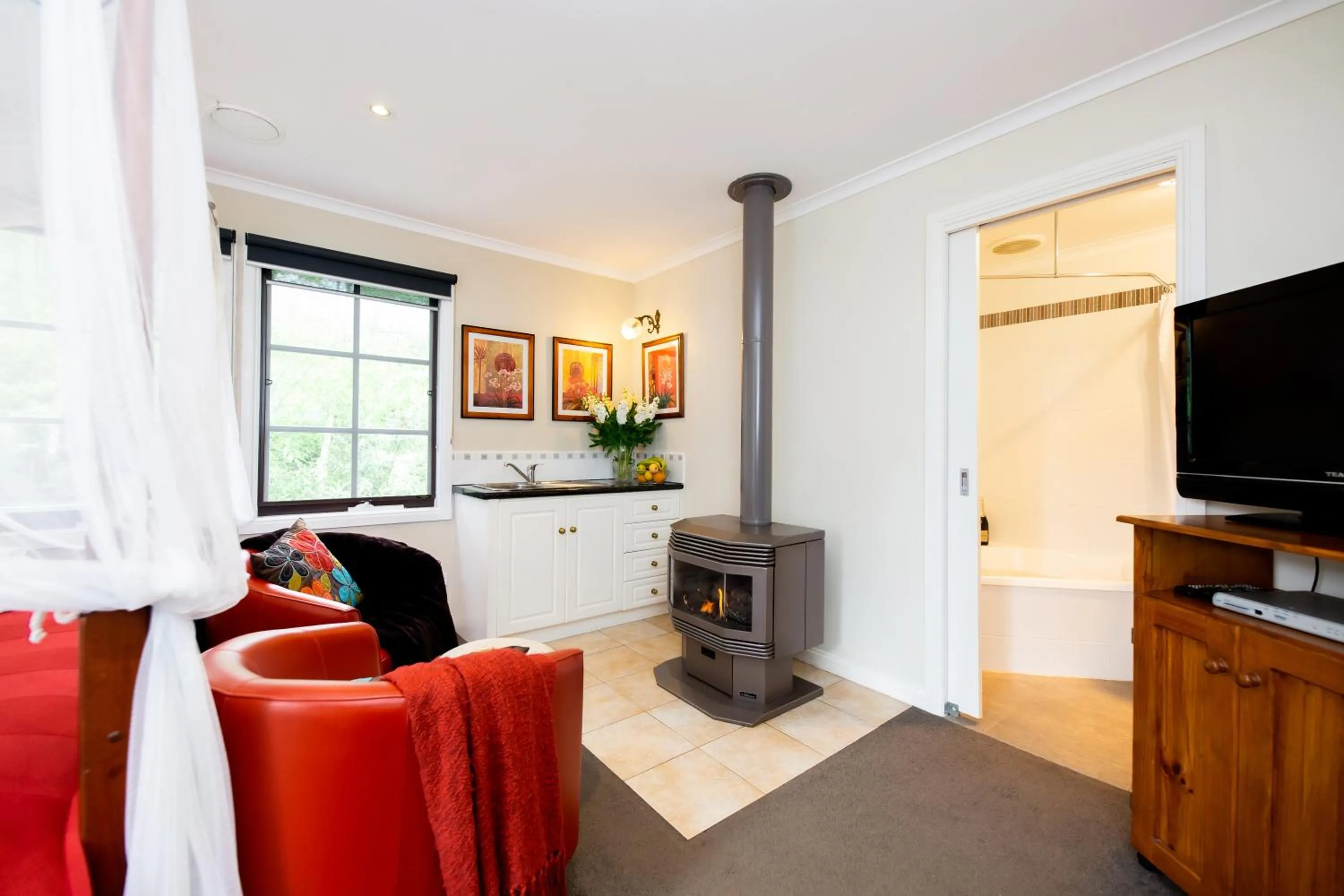 Kitchen or kitchenette in Holly Lodge