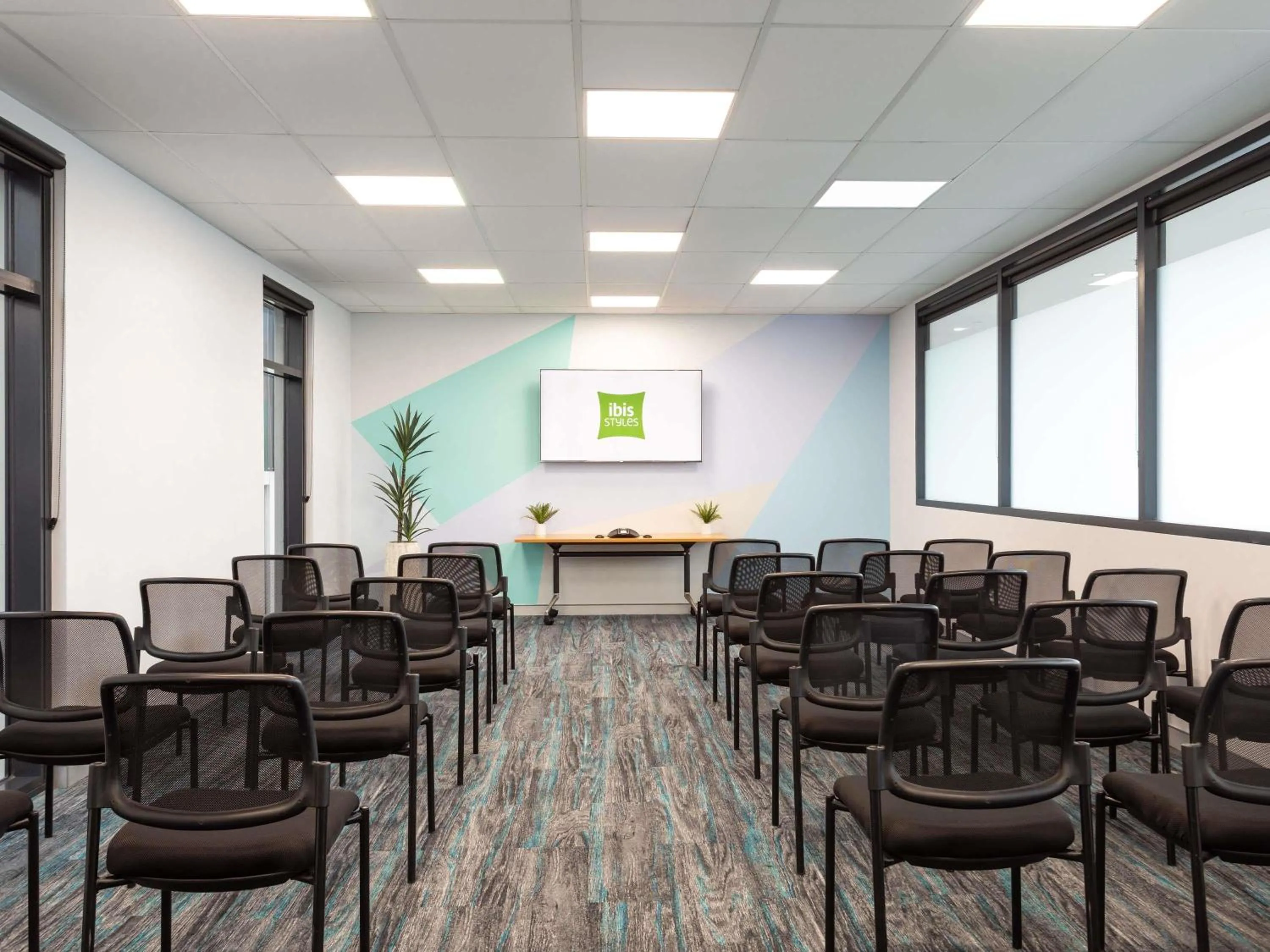 Meeting/conference room in Ibis Styles Hobart