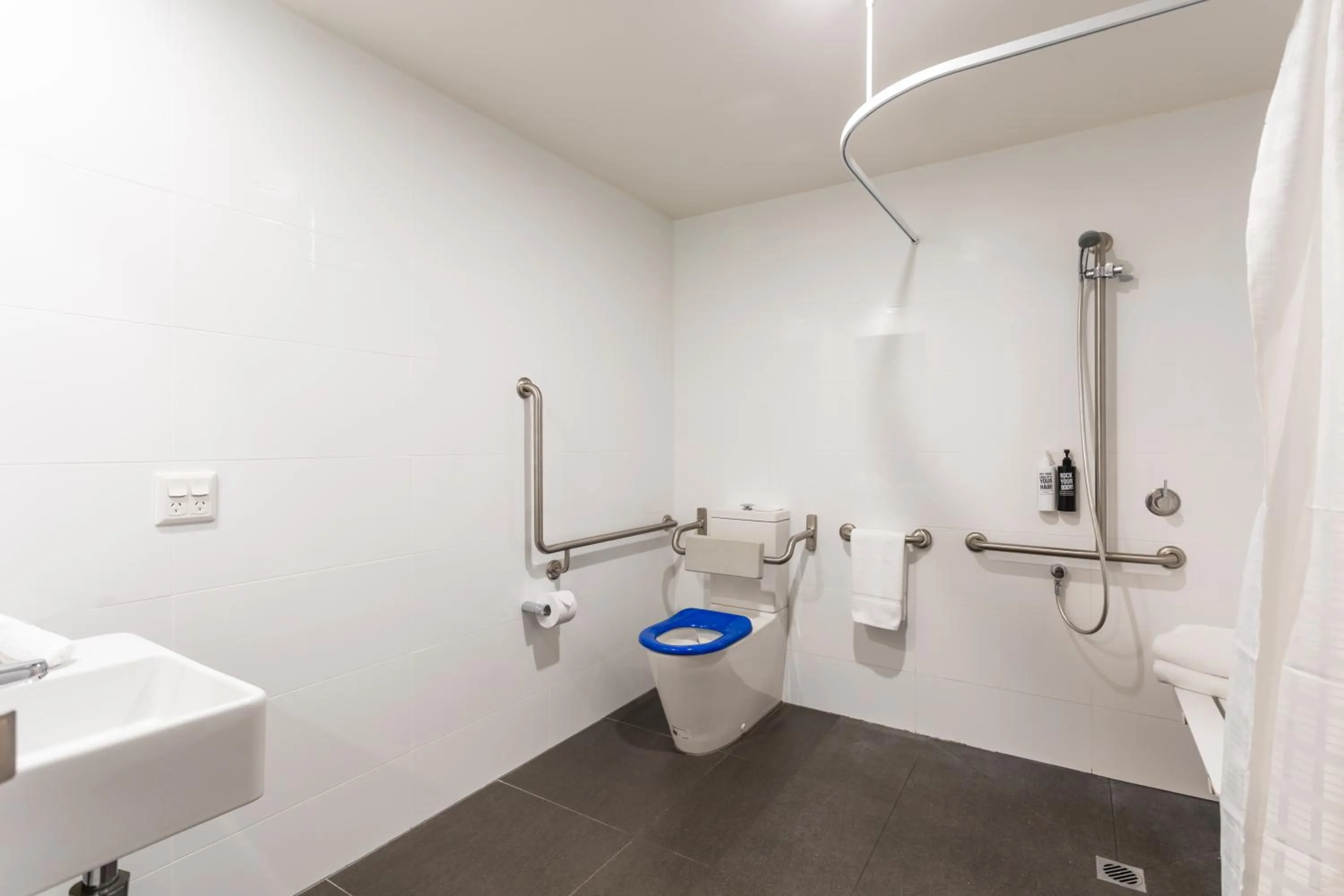 Shower in Ibis Styles Hobart