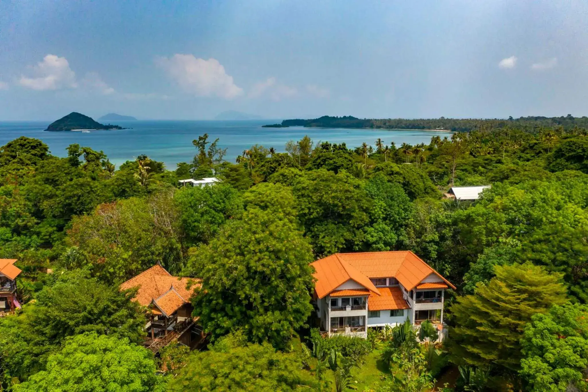 Garden View Suite - single occupancy in Good Time Sports Village Koh Mak Garden View Suite - single occupancy in Good Time Sports Village Koh Mak