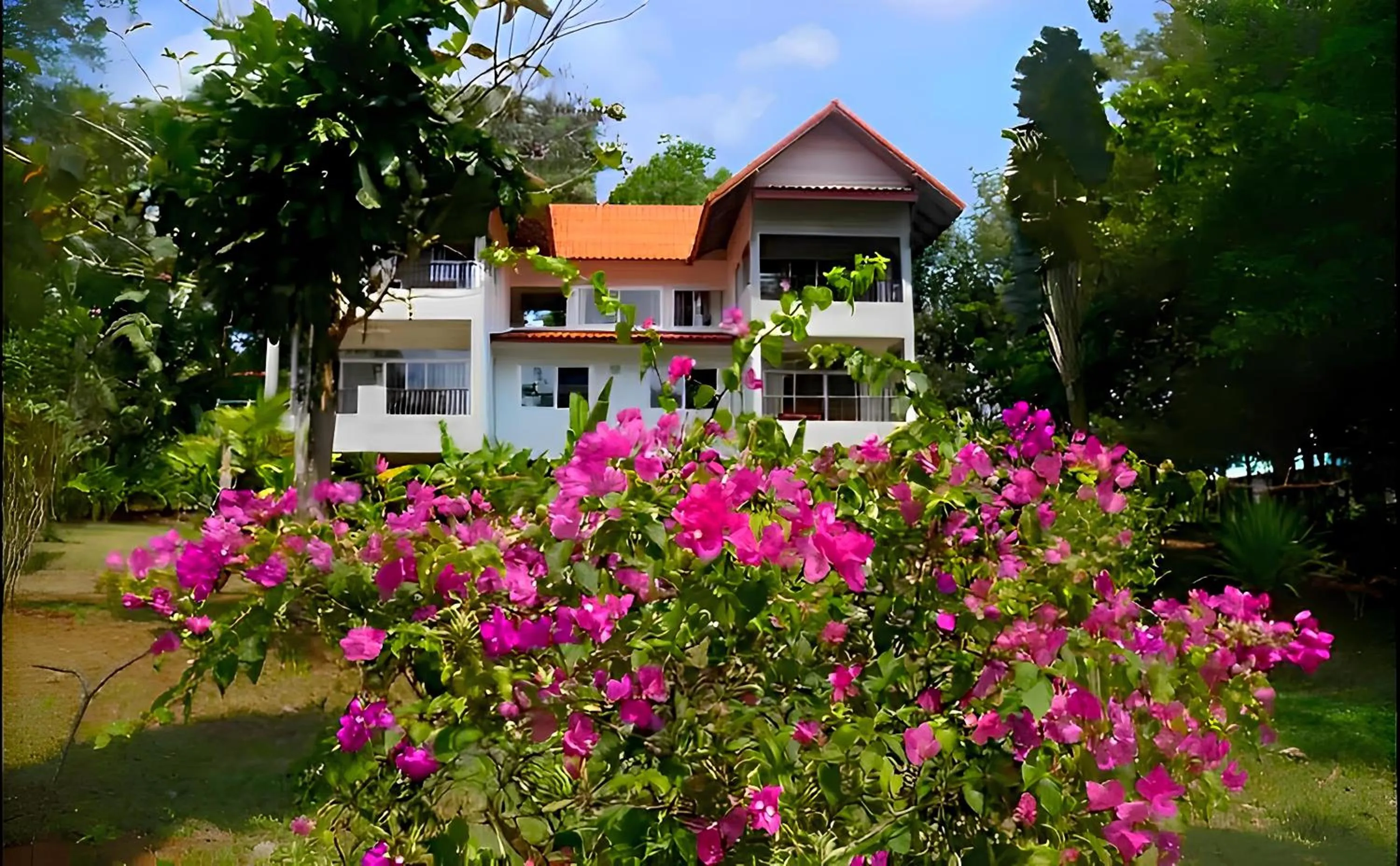 Property building in Good Time Sports Village Koh Mak