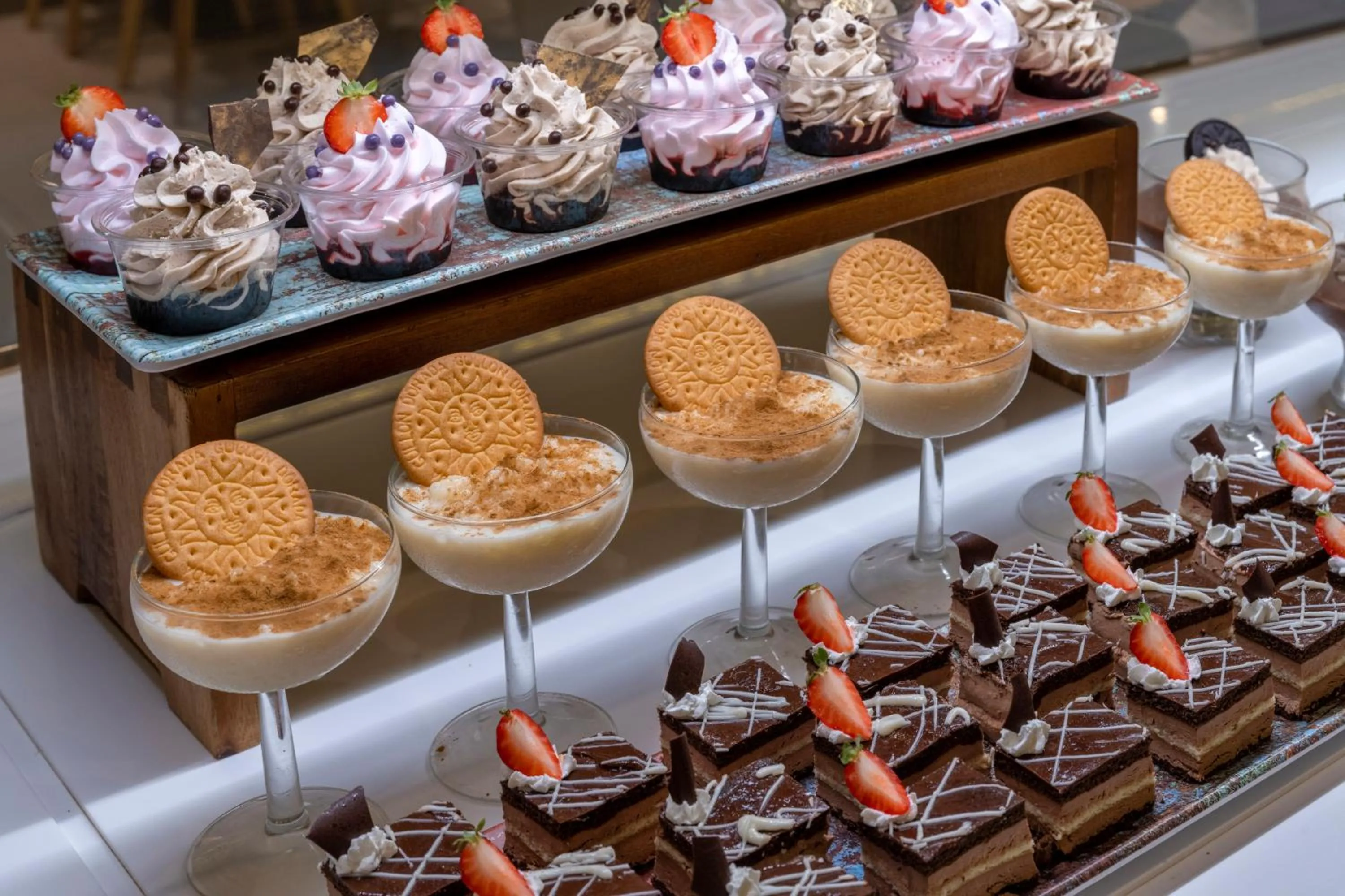 Food and drinks in Hotel Alhambra