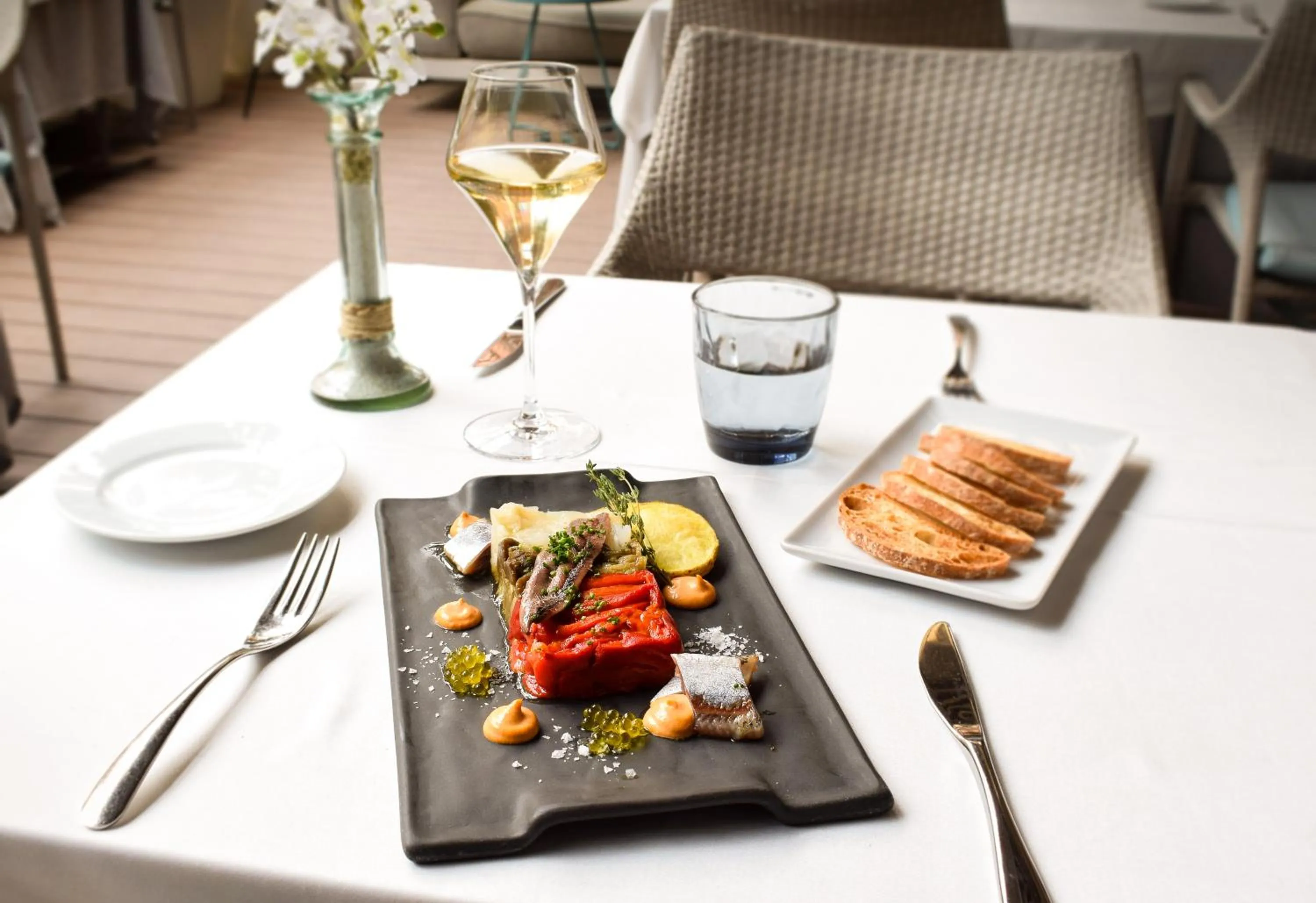 Restaurant/places to eat in Hotel Pirineos Figueres by Pierre & Vacances