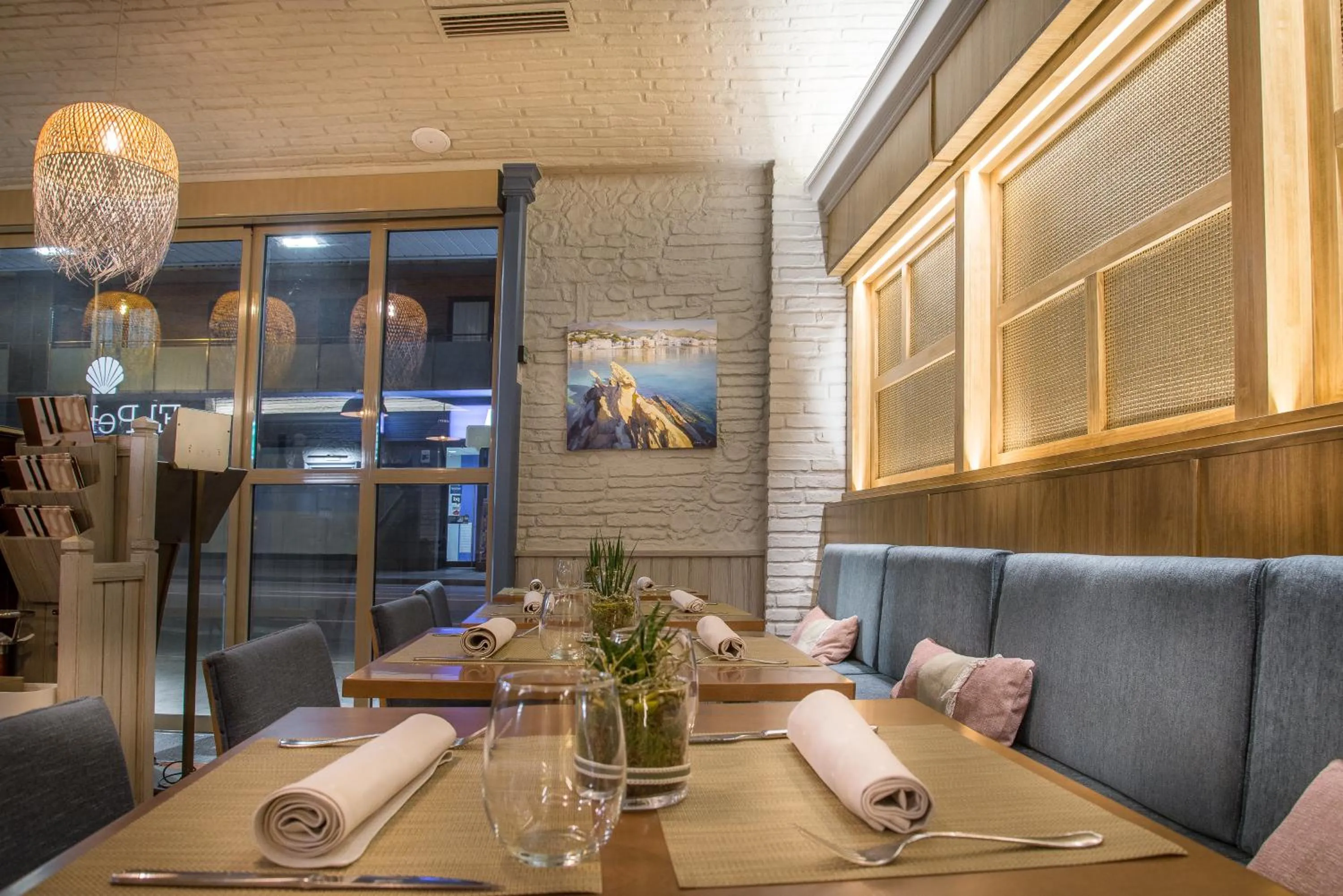 Restaurant/places to eat in Hotel Pirineos Figueres by Pierre & Vacances