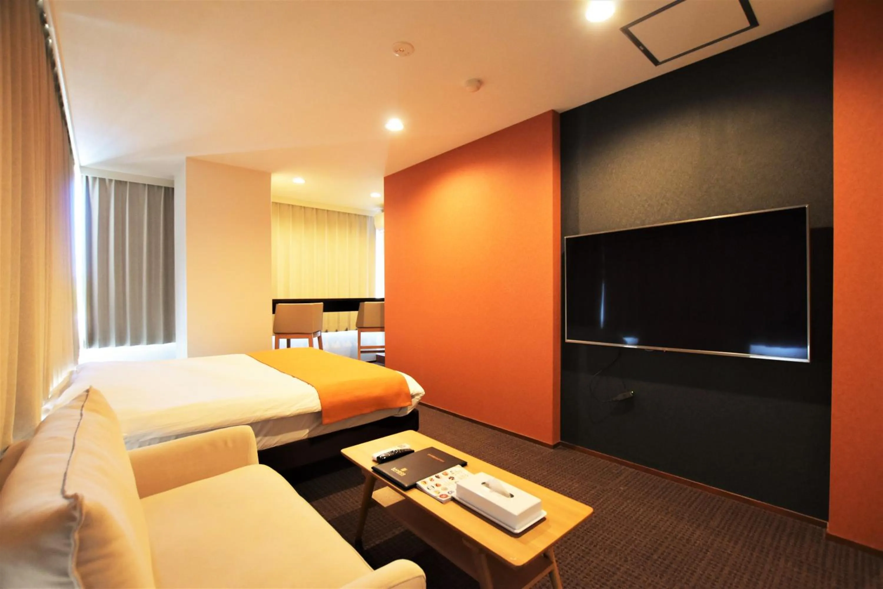 Bed in Randor Residence Tokyo Suites