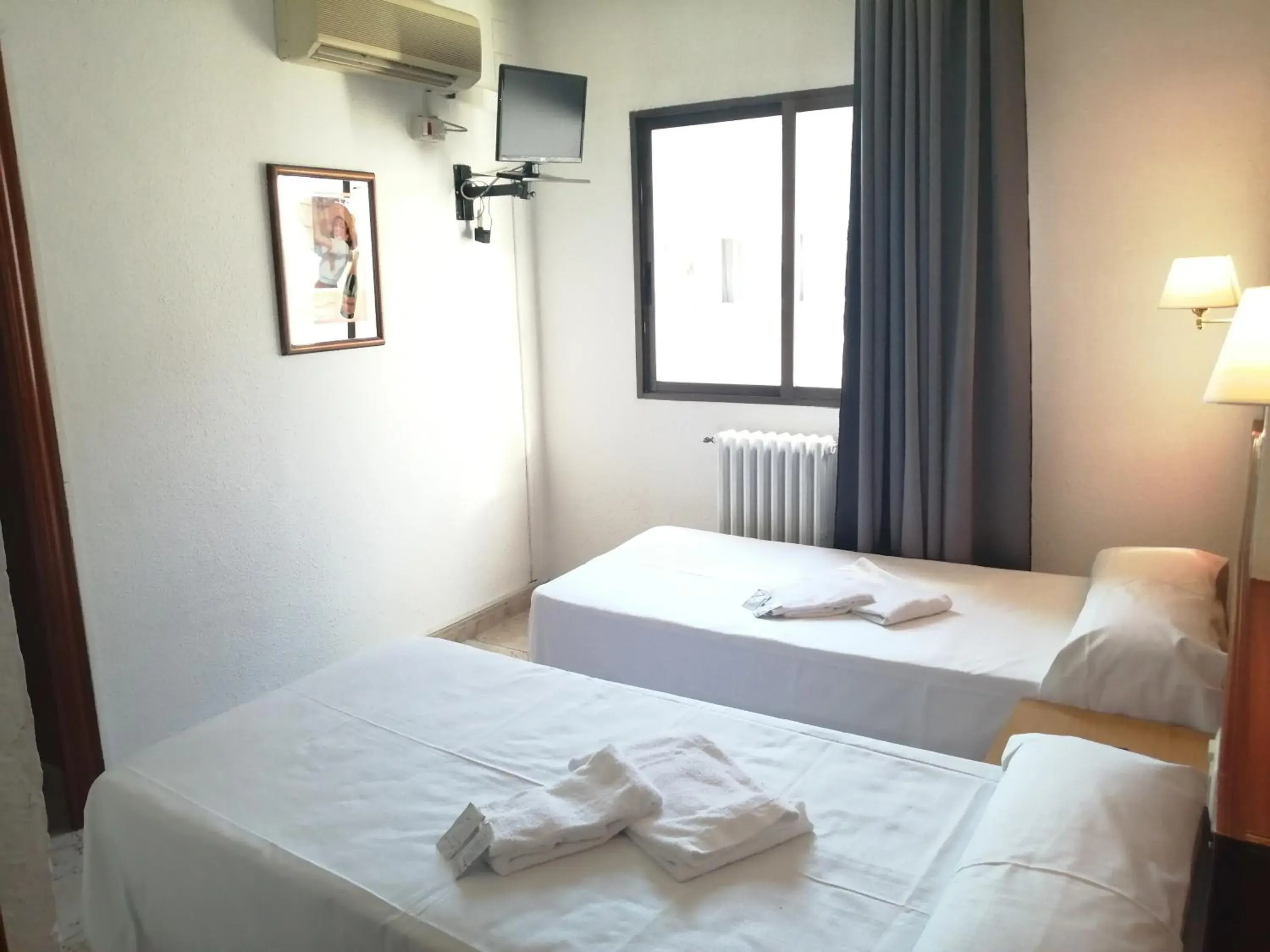 Single Room - single occupancy in Hostal Jaime I Single Room - single occupancy in Hostal Jaime I