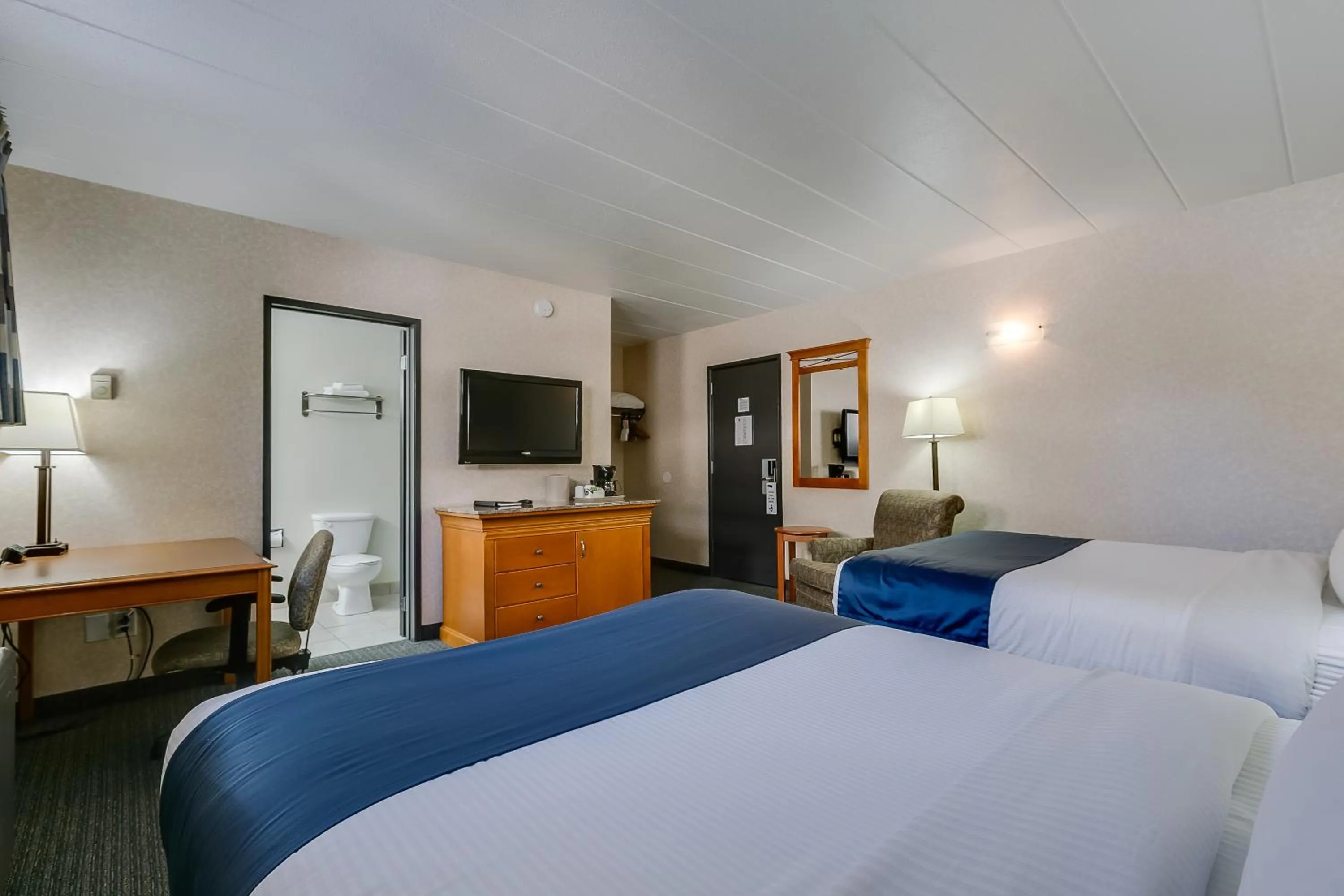 Bedroom in West Wing at Park Town