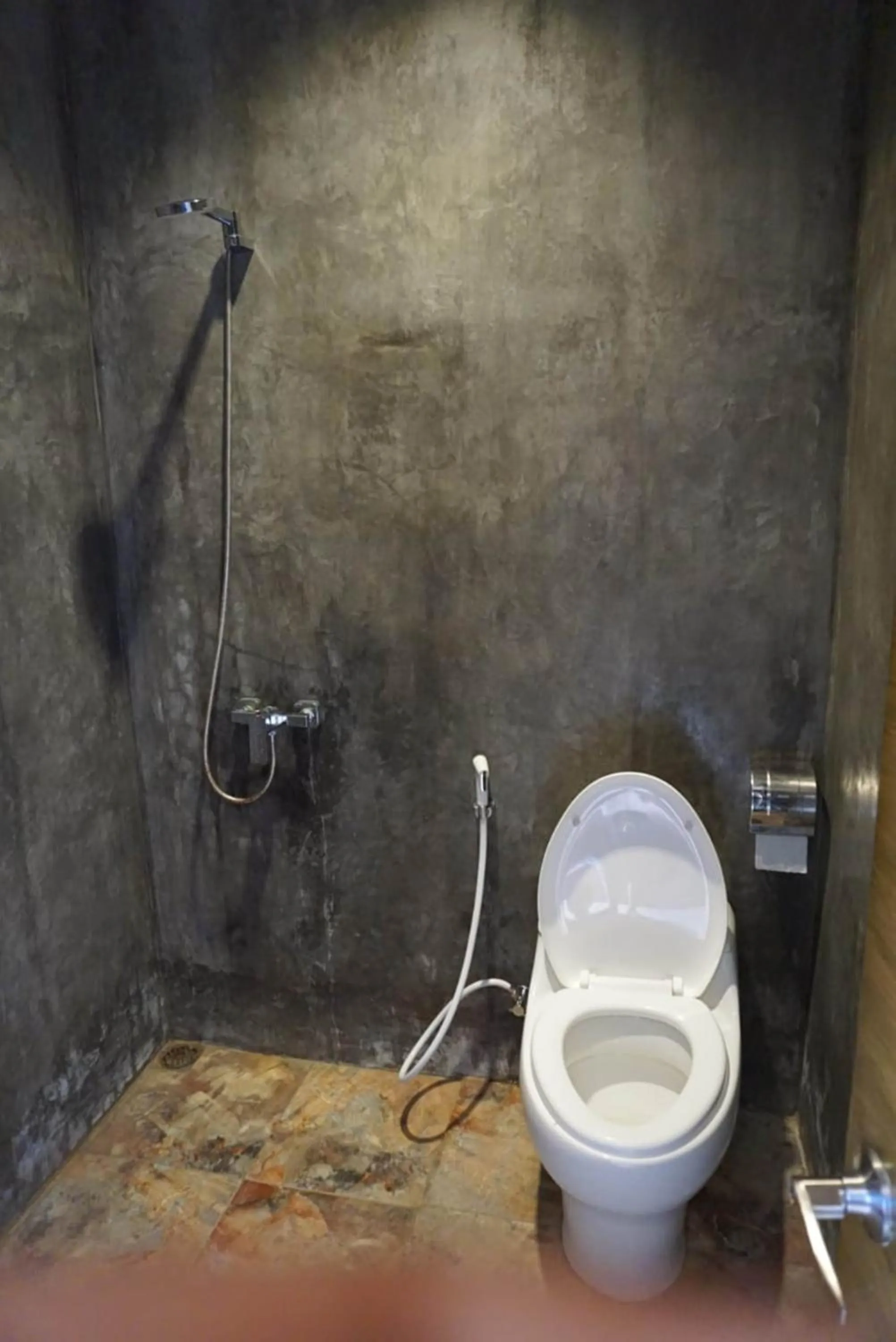 Shower in Locomotive Hotel and Spa by EPS