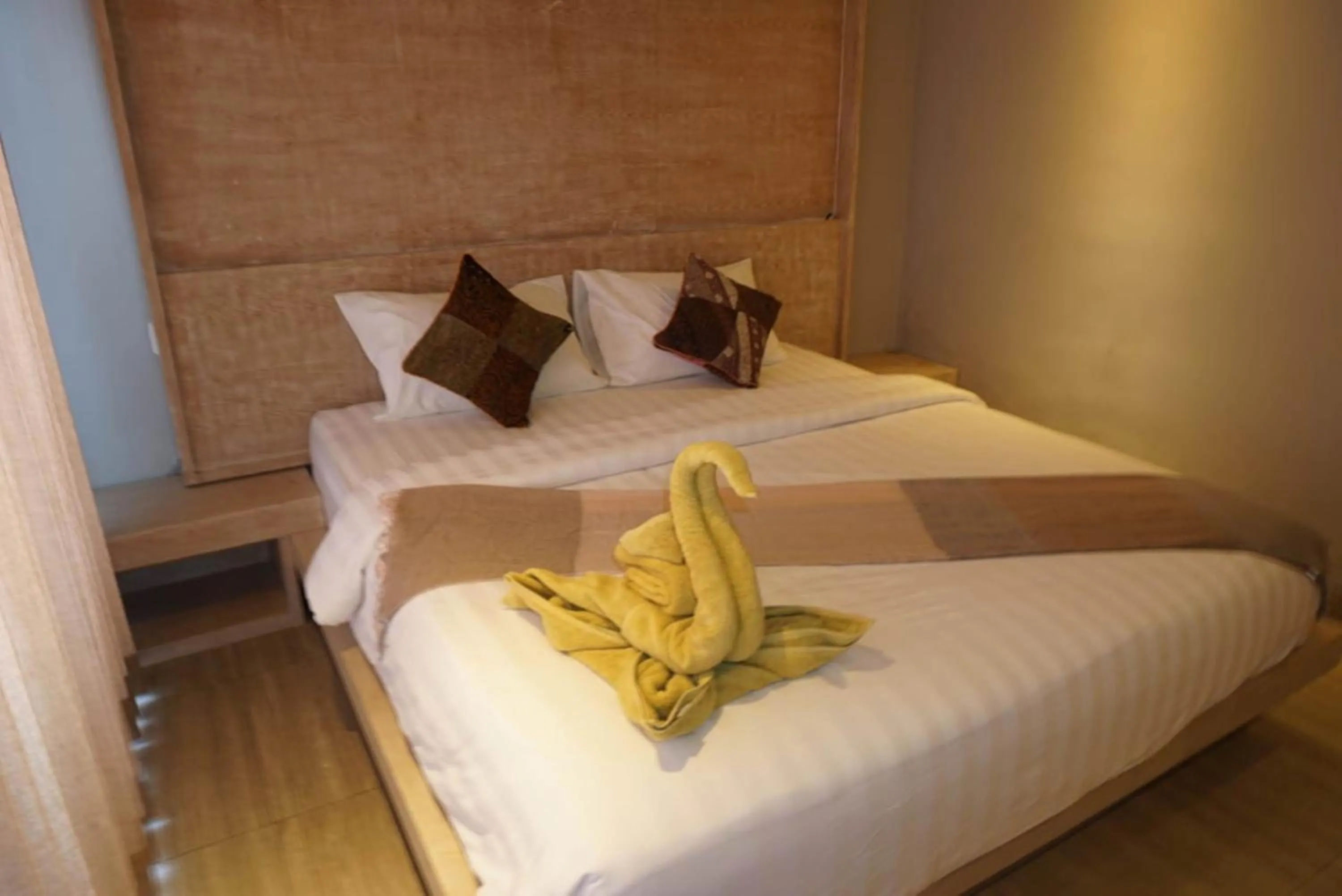 Bed in Locomotive Hotel and Spa by EPS