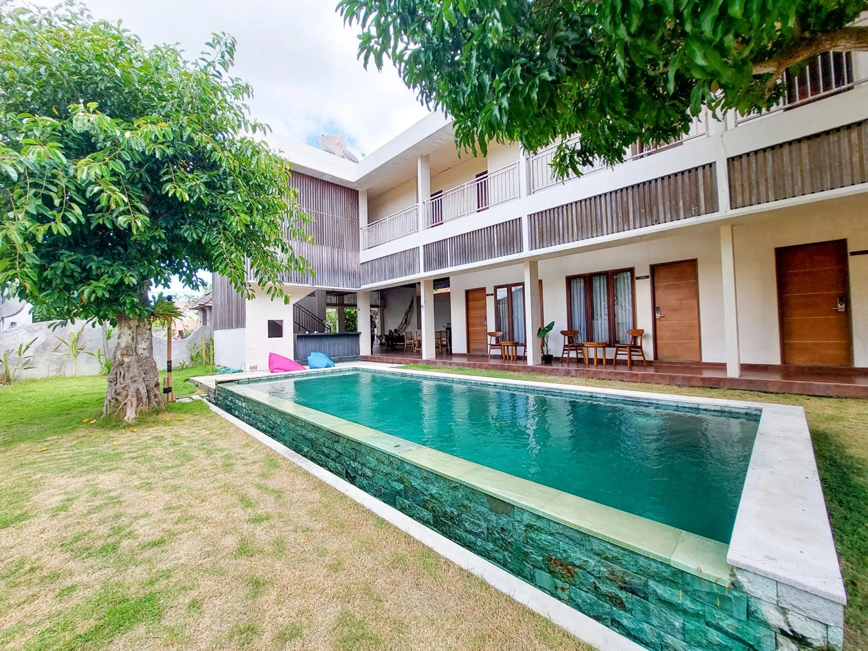 Swimming pool in Locomotive Hotel and Spa by EPS