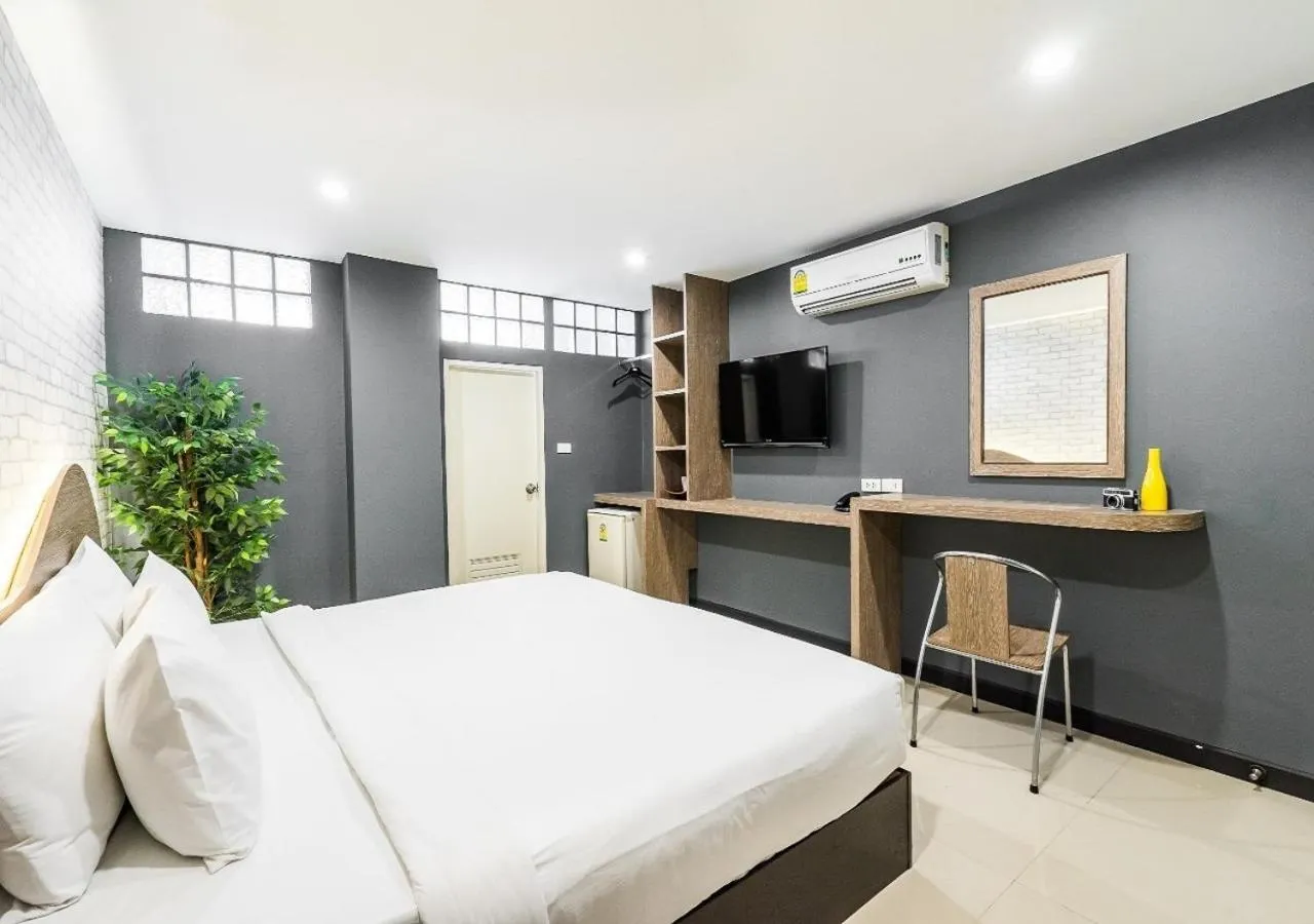 TV and multimedia, Bed in Ton Aor Place Hotel