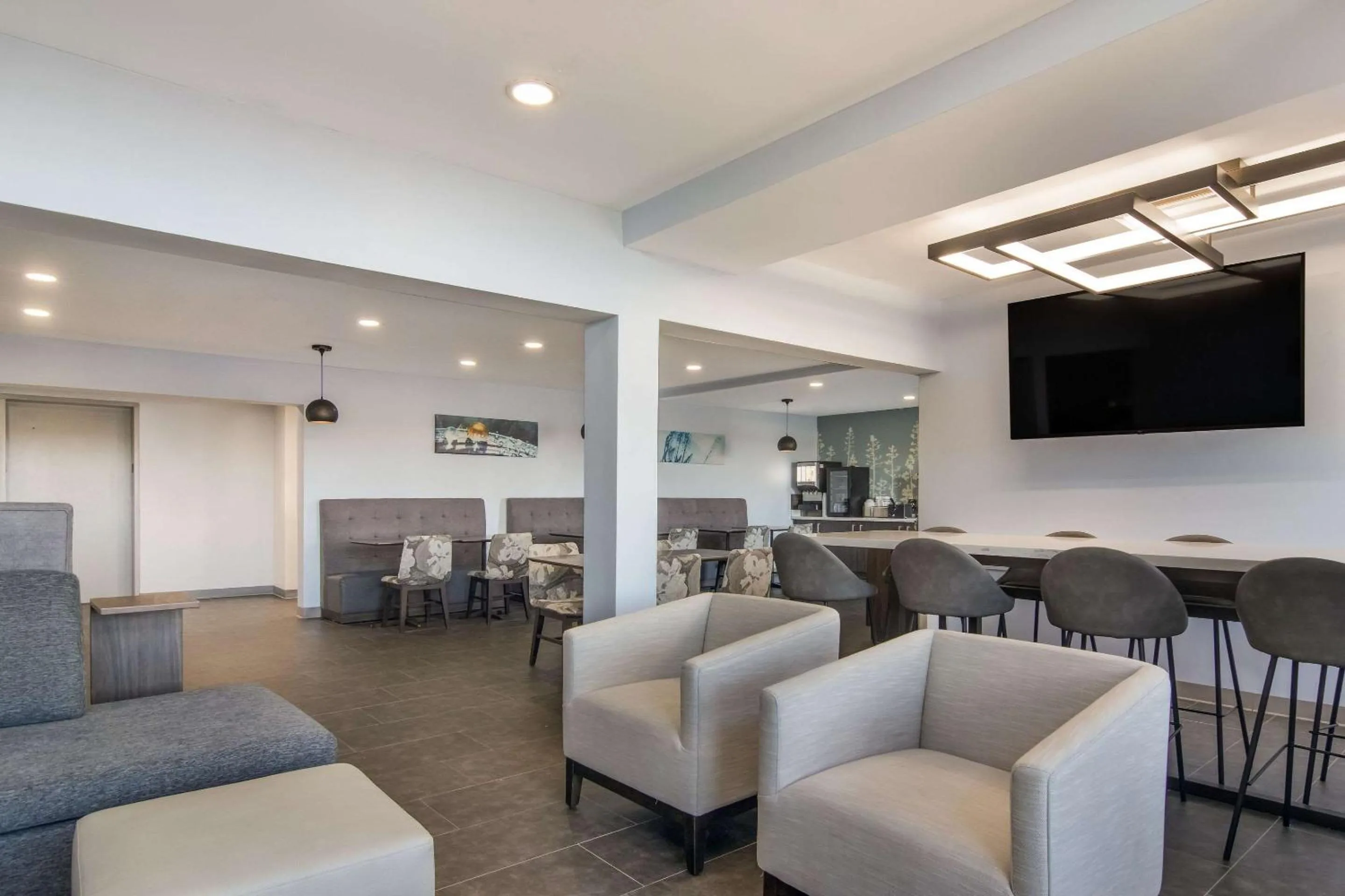 Lobby or reception in Sleep Inn & Suites Clarion, PA near I-80