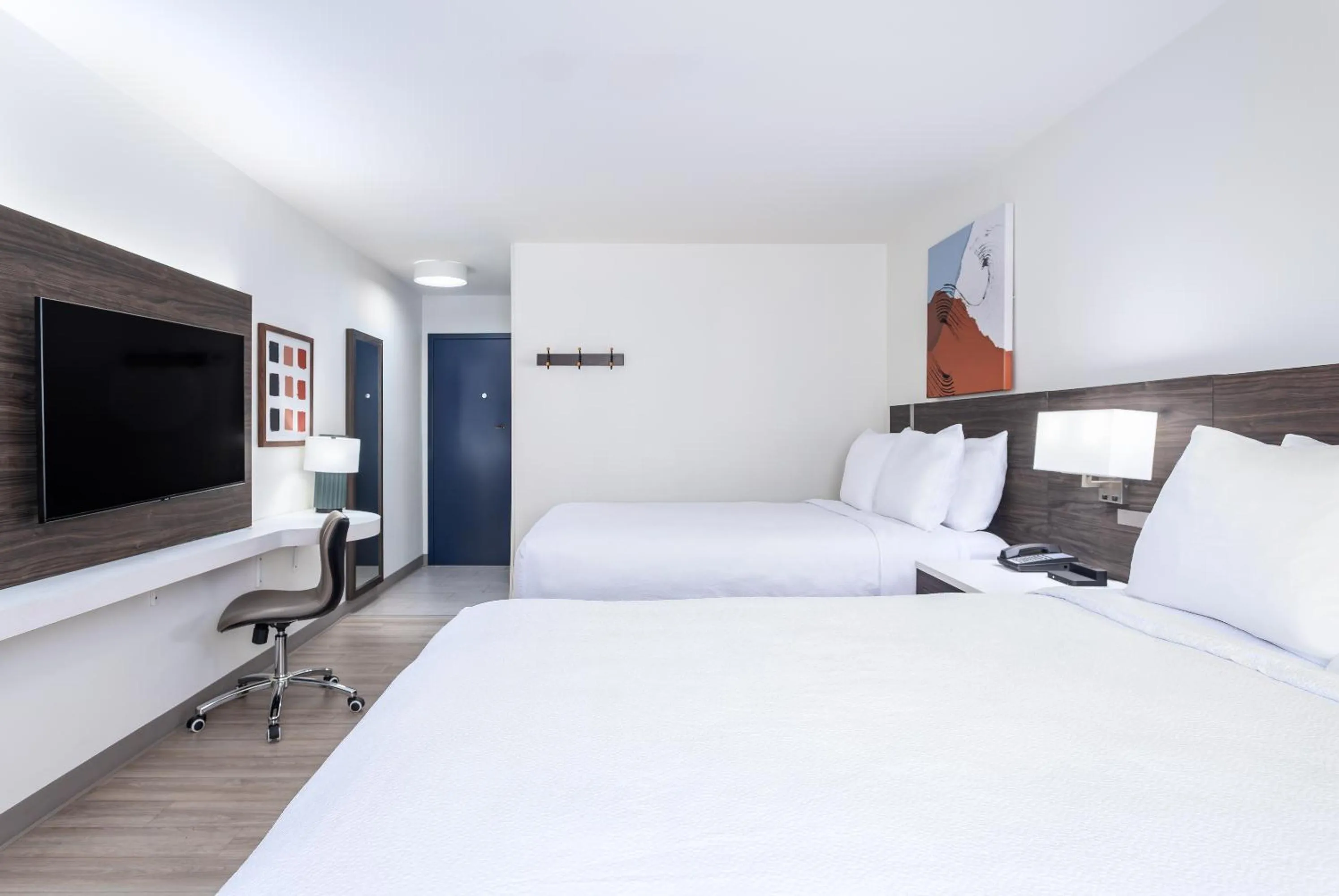 Bed in Spark by Hilton Clarion