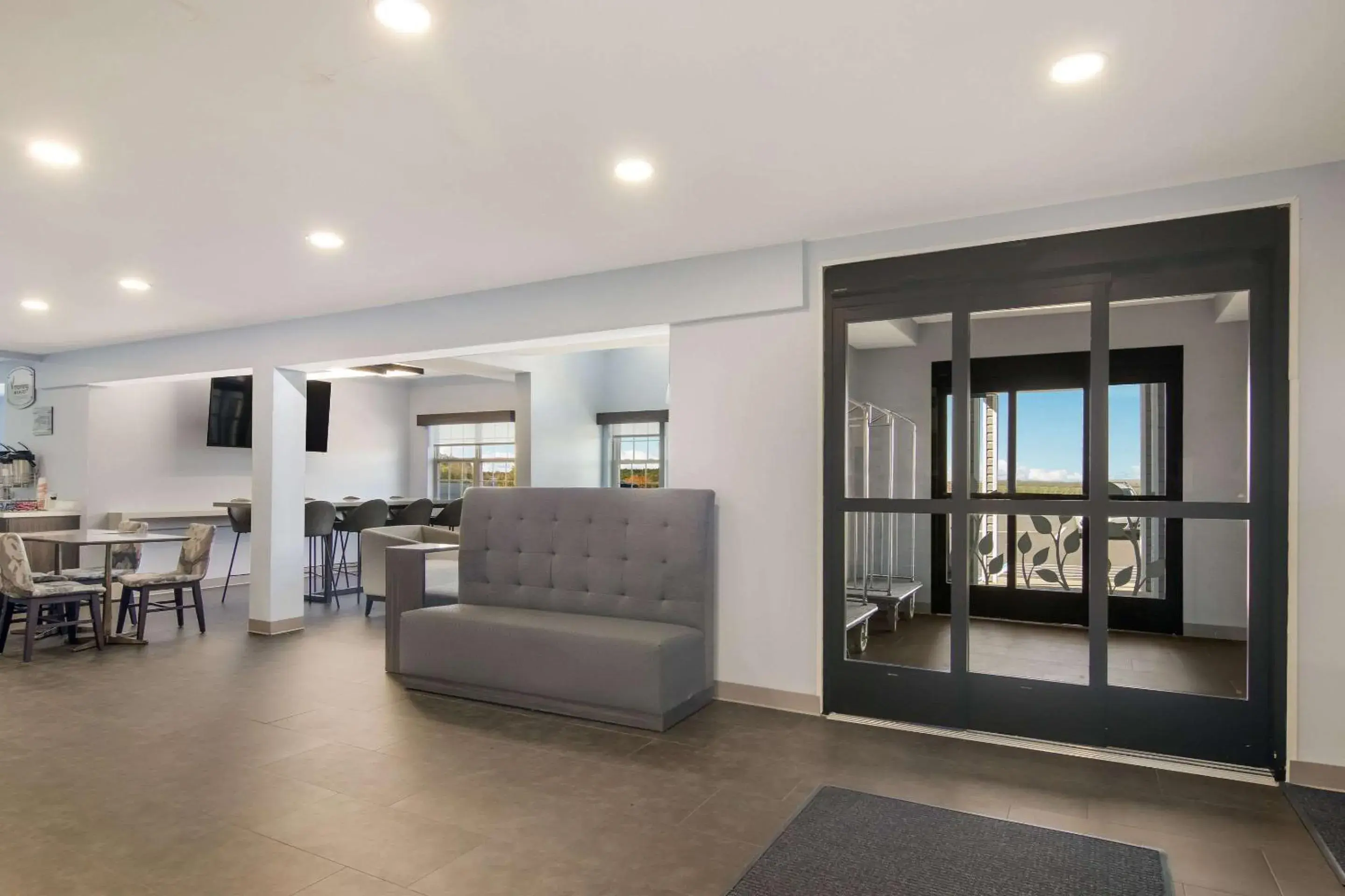 Spark by Hilton Clarion Spark by Hilton Clarion