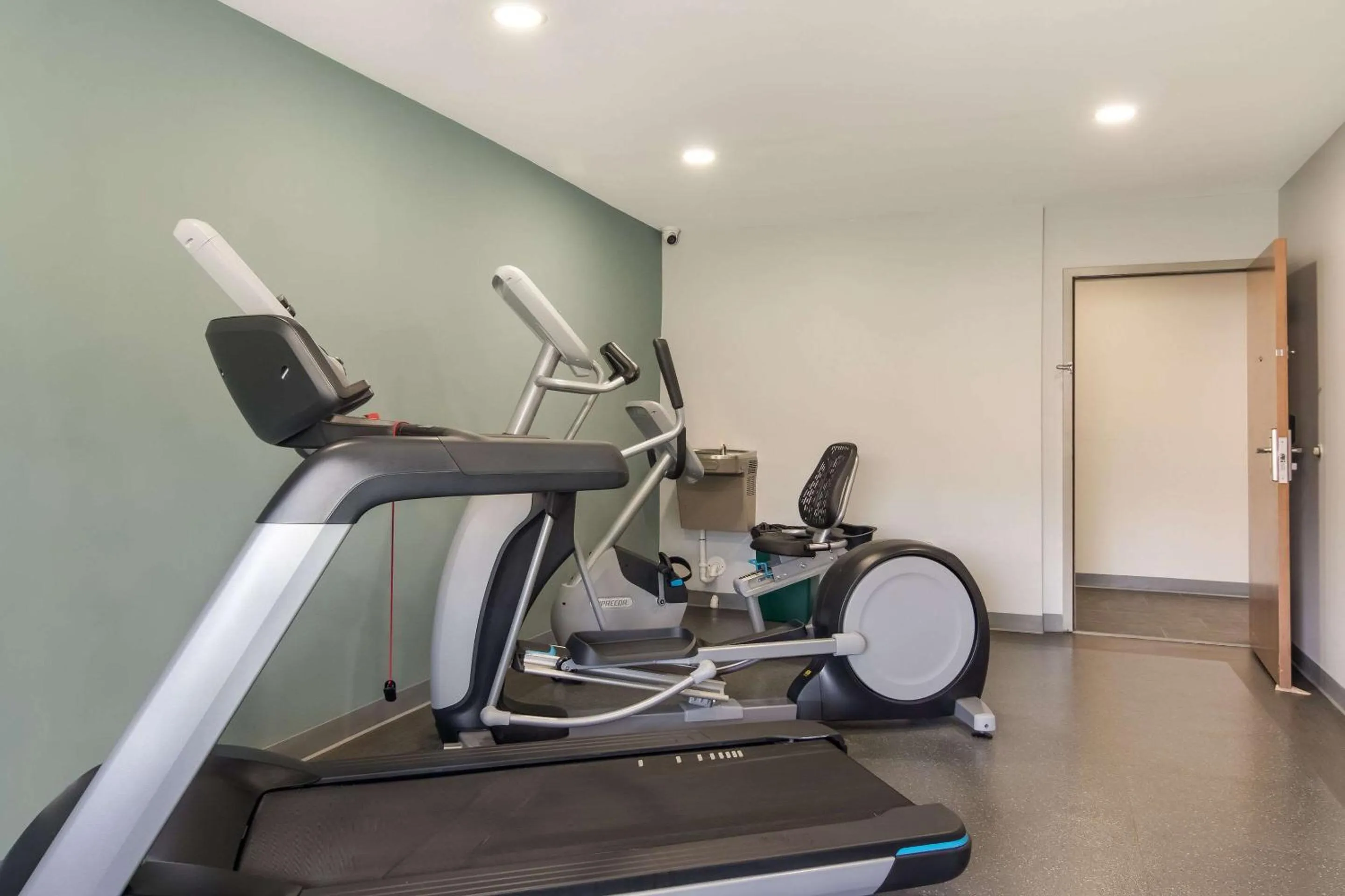 Fitness centre/facilities in Sleep Inn & Suites Clarion, PA near I-80