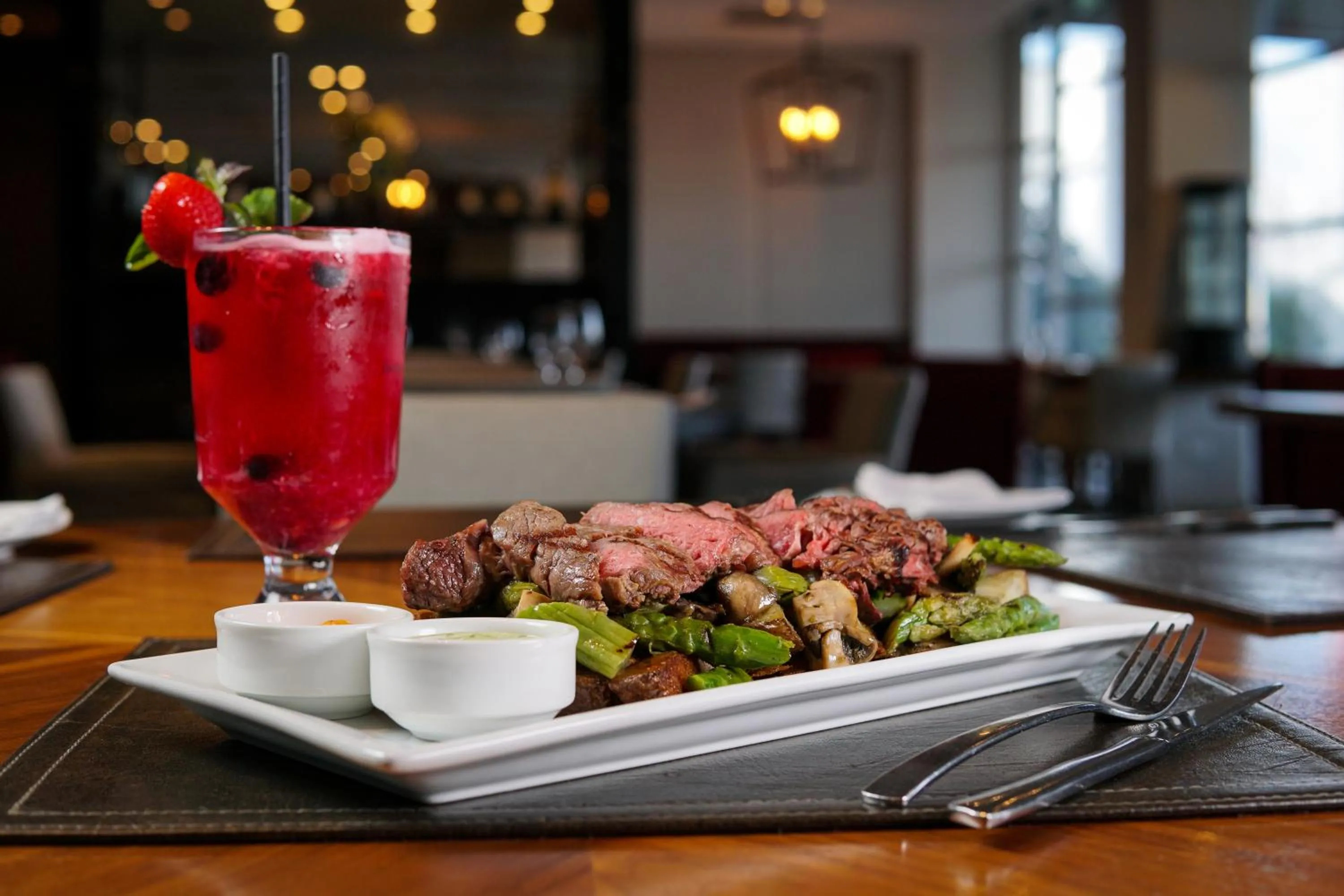 Restaurant/places to eat in Hotel Parada Linares