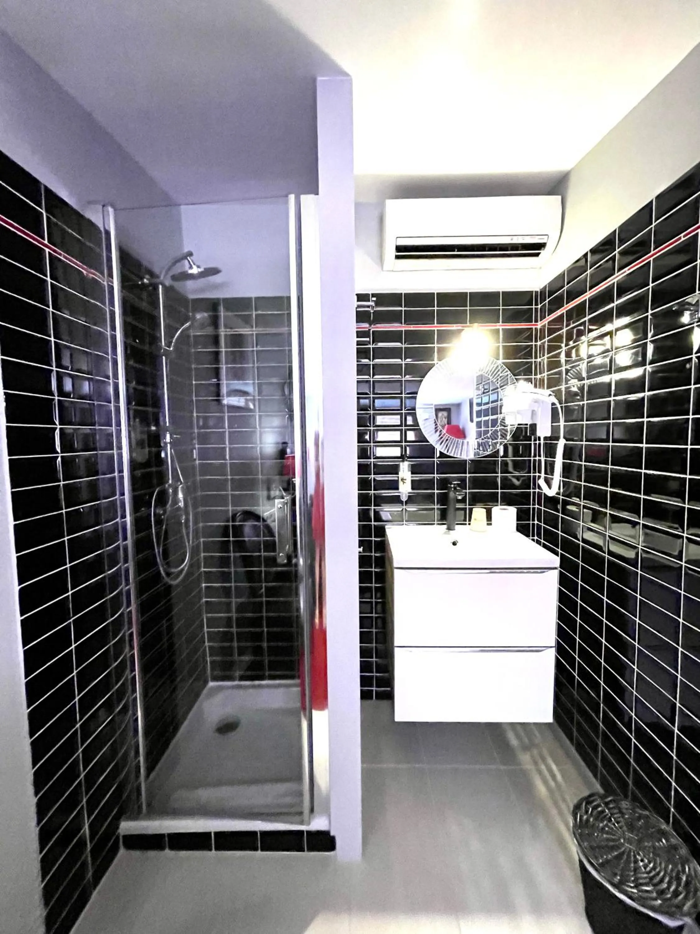 Bathroom in Hotel le Romanesque