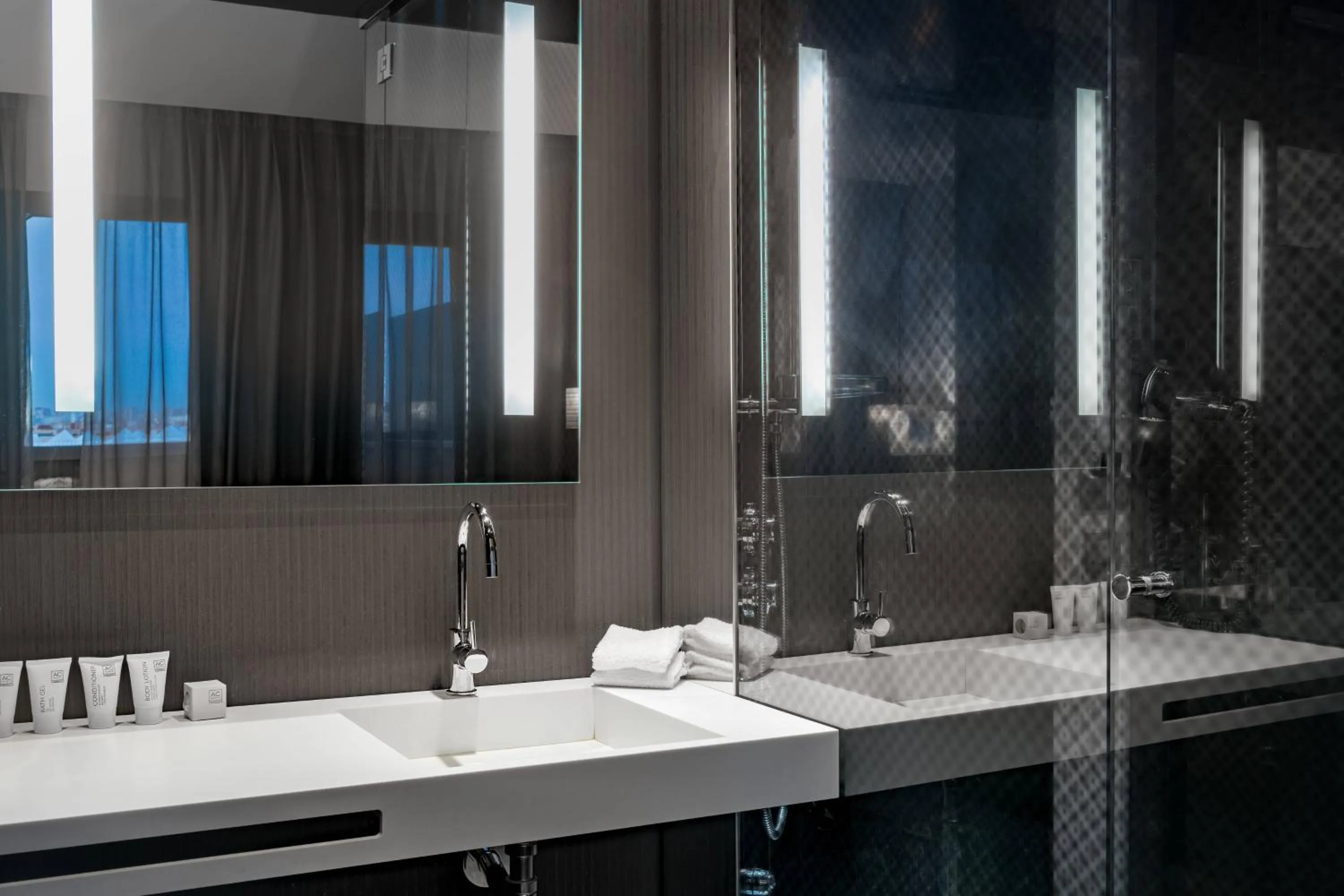 Bathroom in AC Hotel Atocha by Marriott