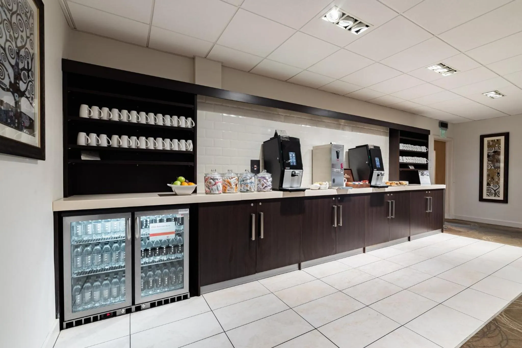 Restaurant/places to eat in voco Winchester Hotel & Spa by IHG