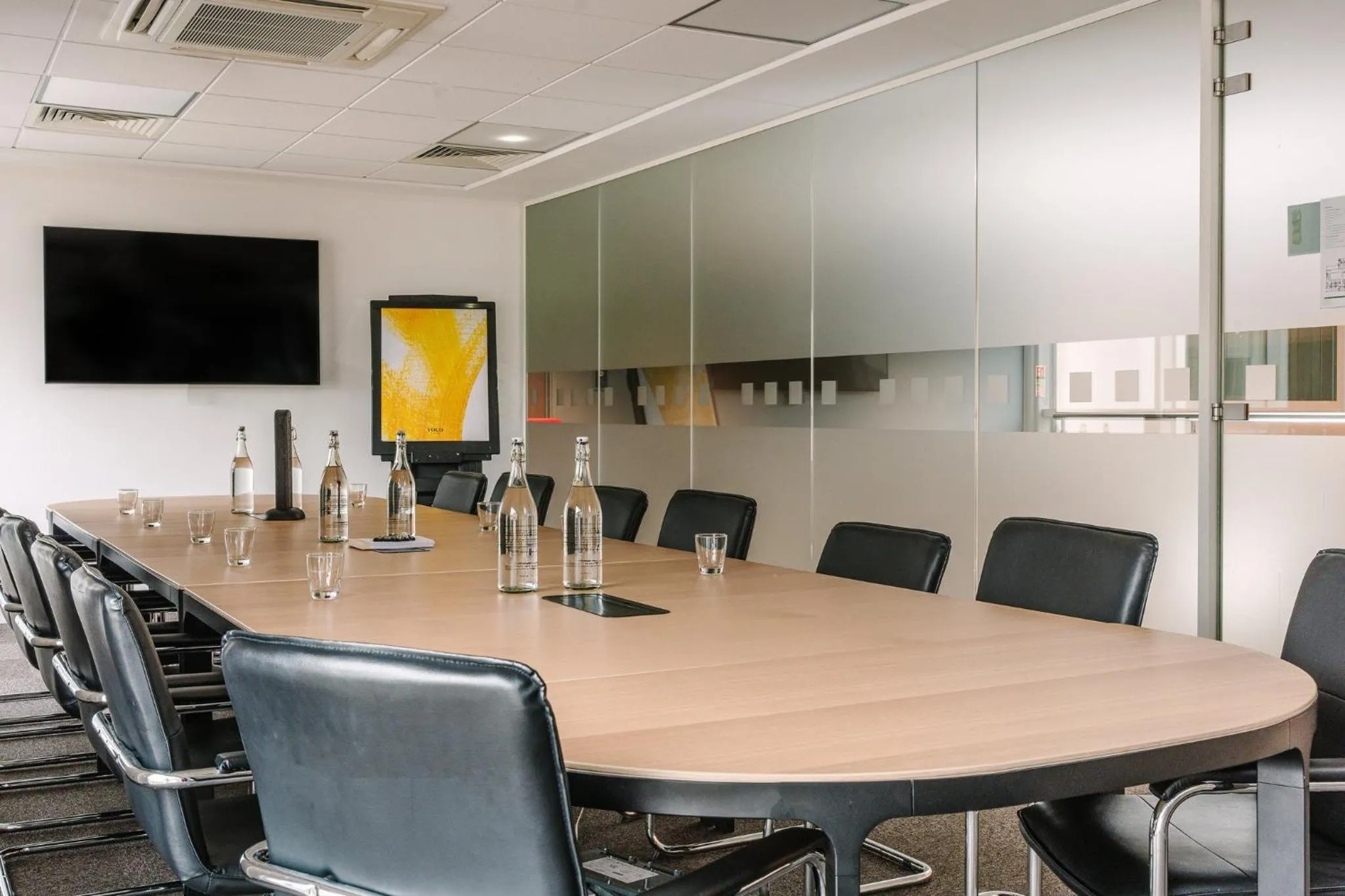 Meeting/conference room in voco Winchester Hotel & Spa by IHG