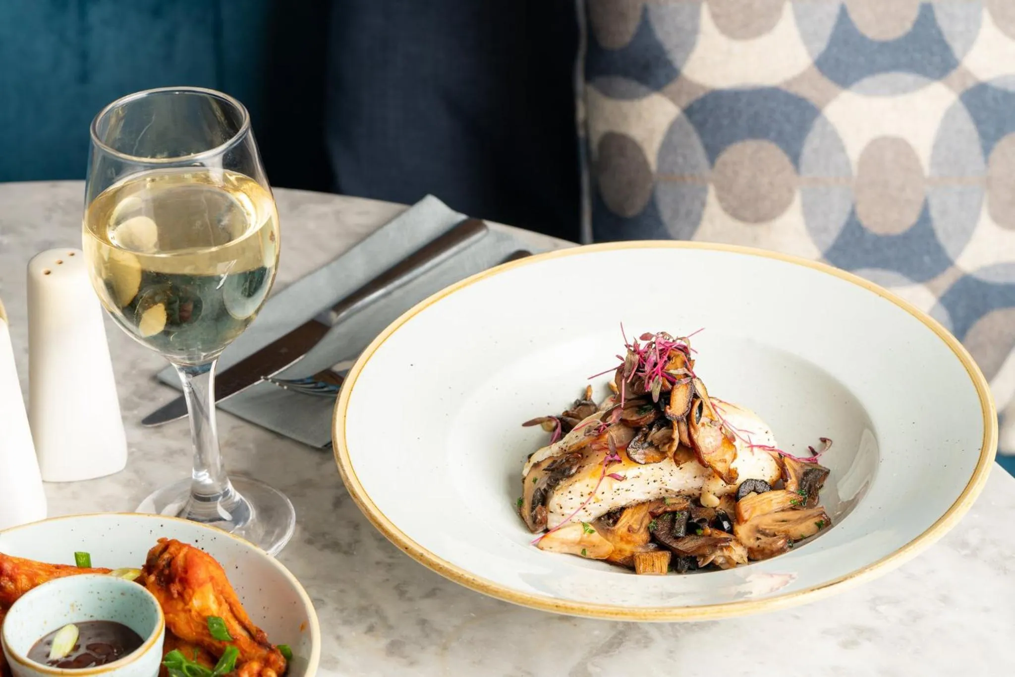 Restaurant/places to eat in voco Winchester Hotel & Spa by IHG