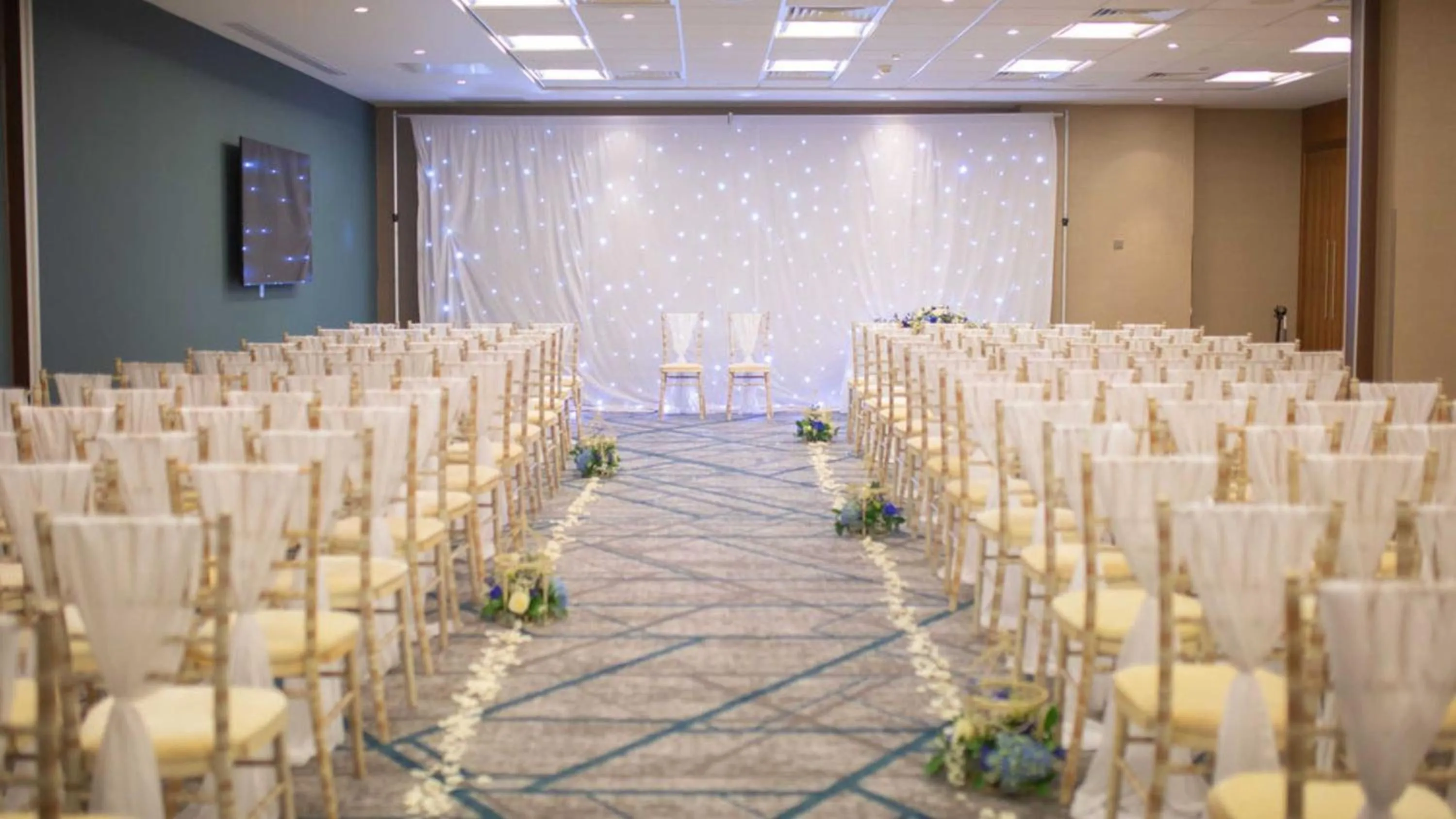 Meeting/conference room in Crowne Plaza Reading