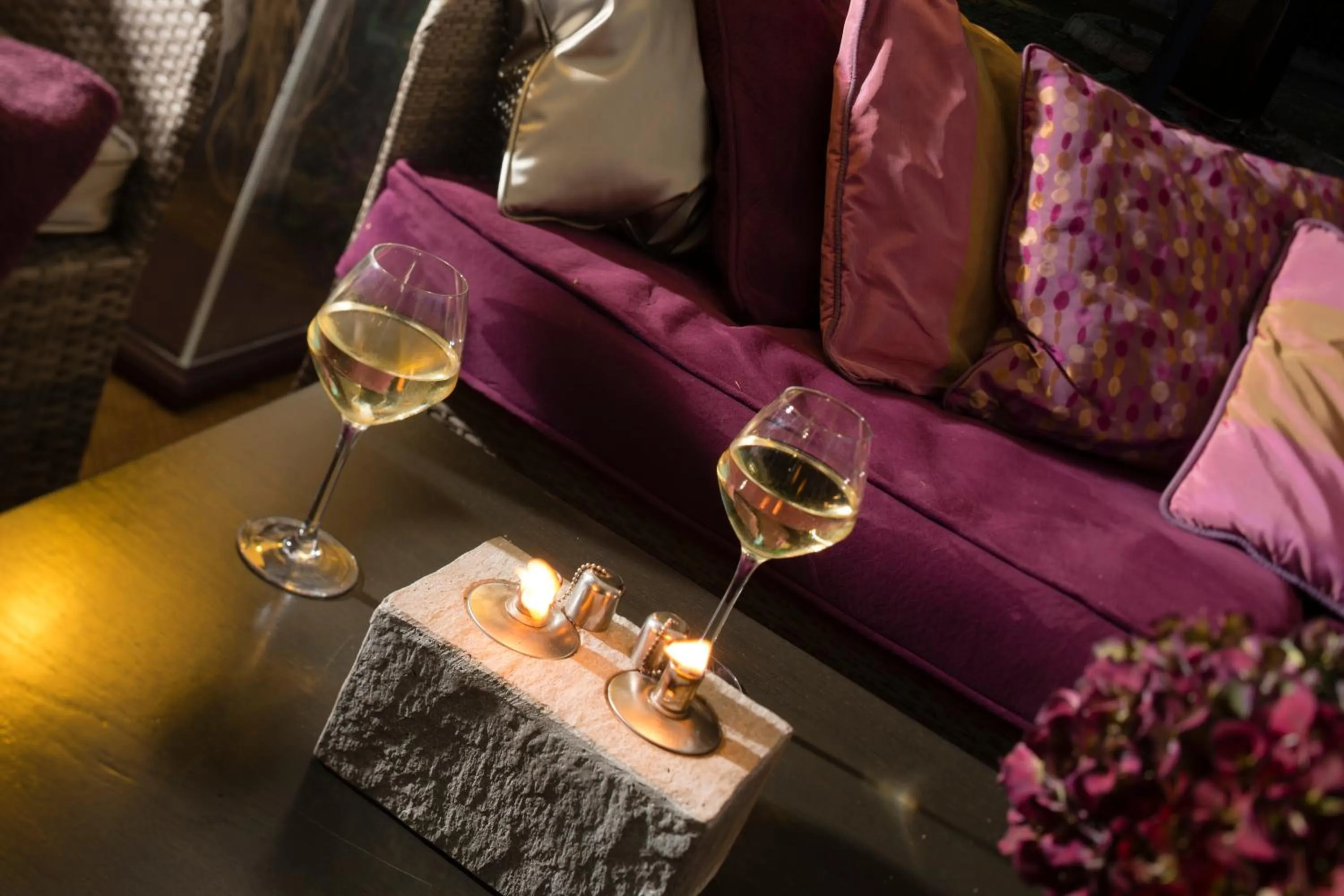 Living room in La Place Boutique Hotel