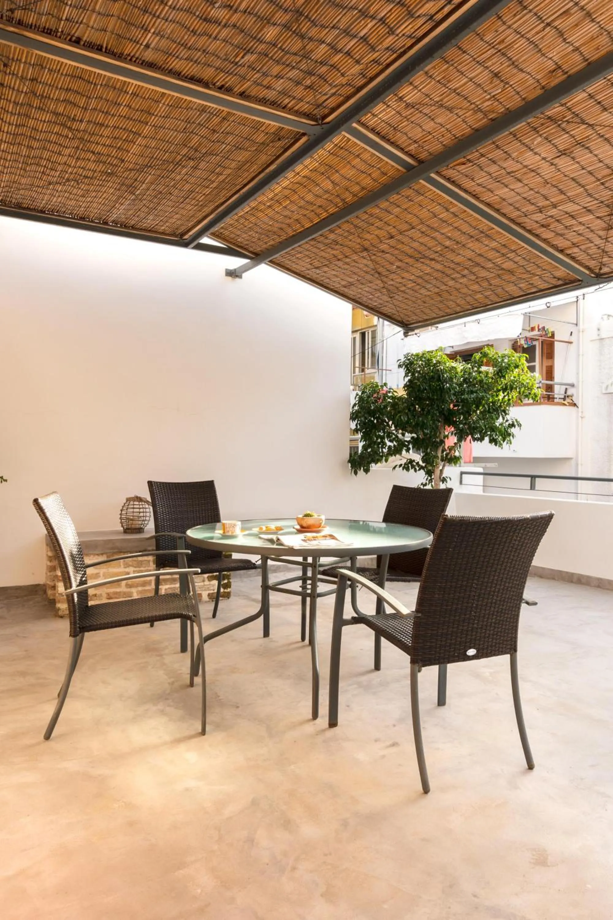 Balcony/Terrace in Evans House