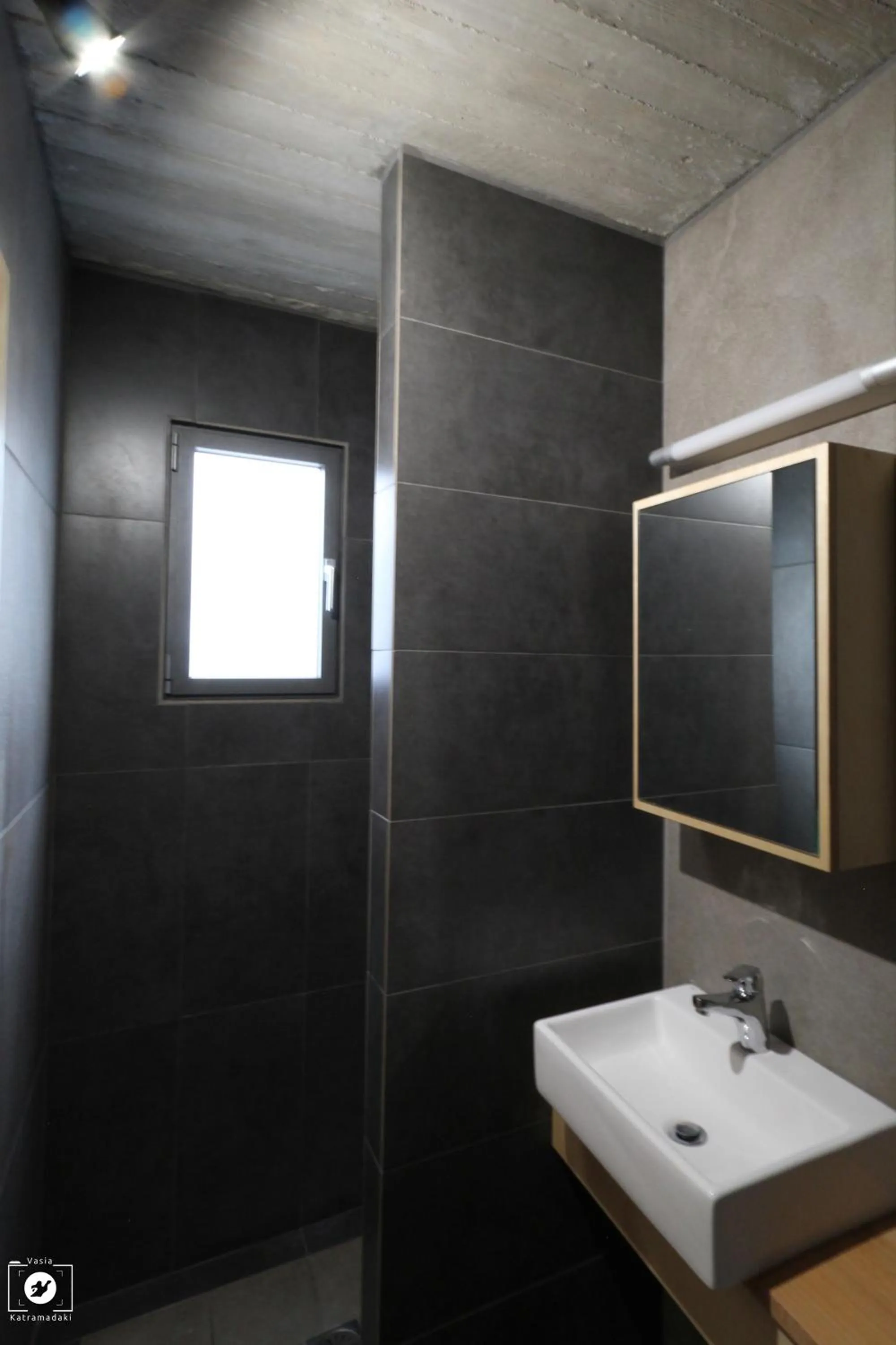 Shower in Evans House