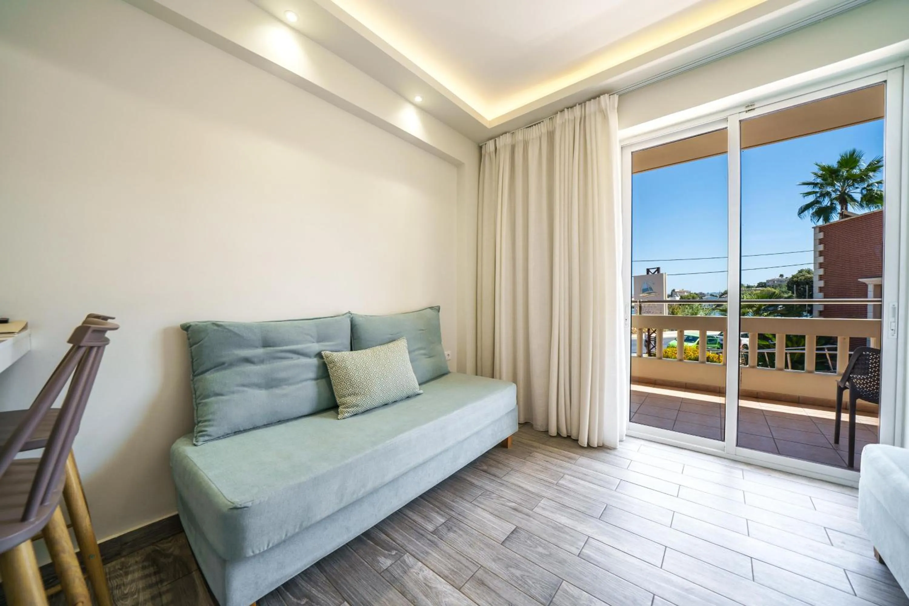 Porto Kalamaki Hotel