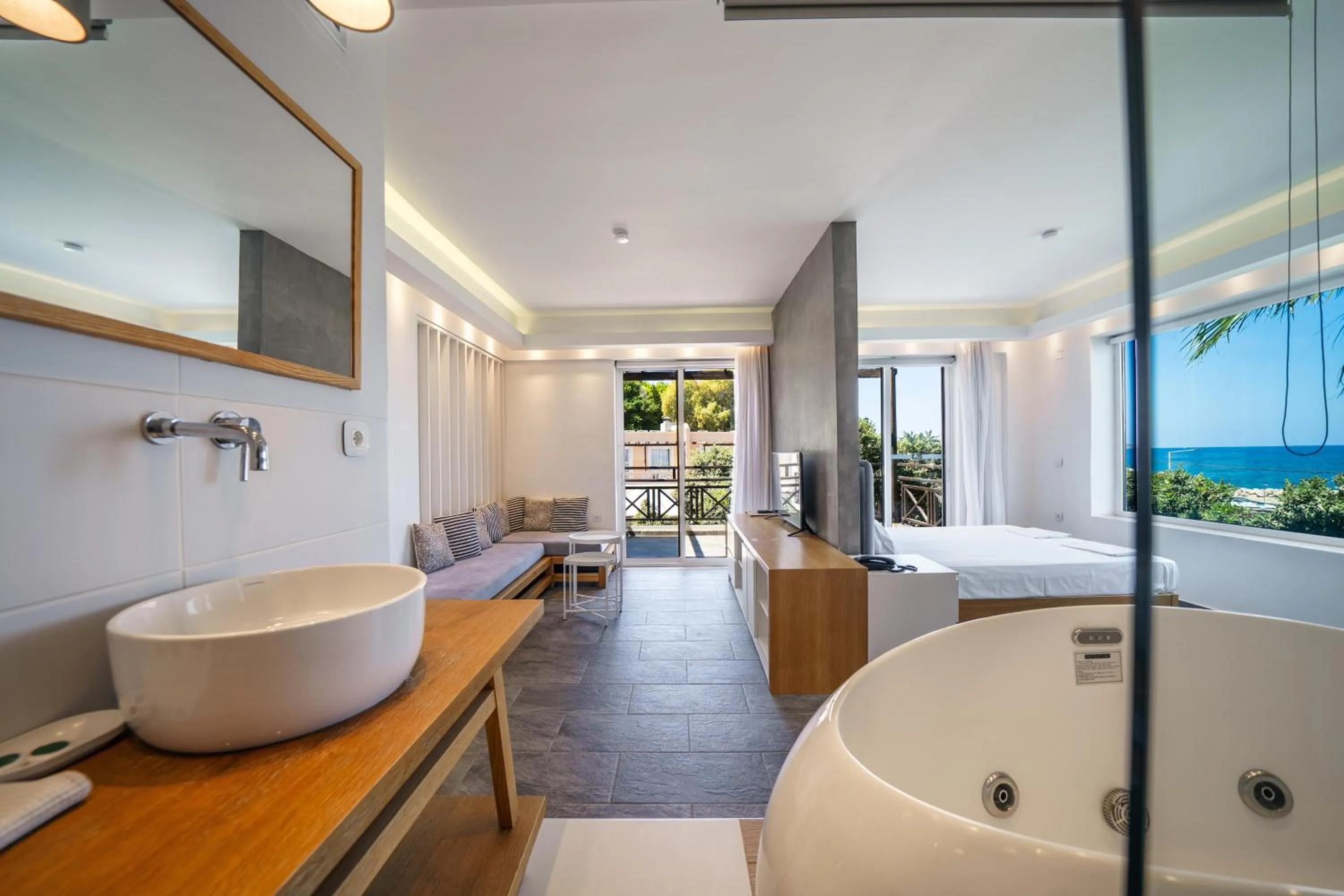 Porto Kalamaki Hotel