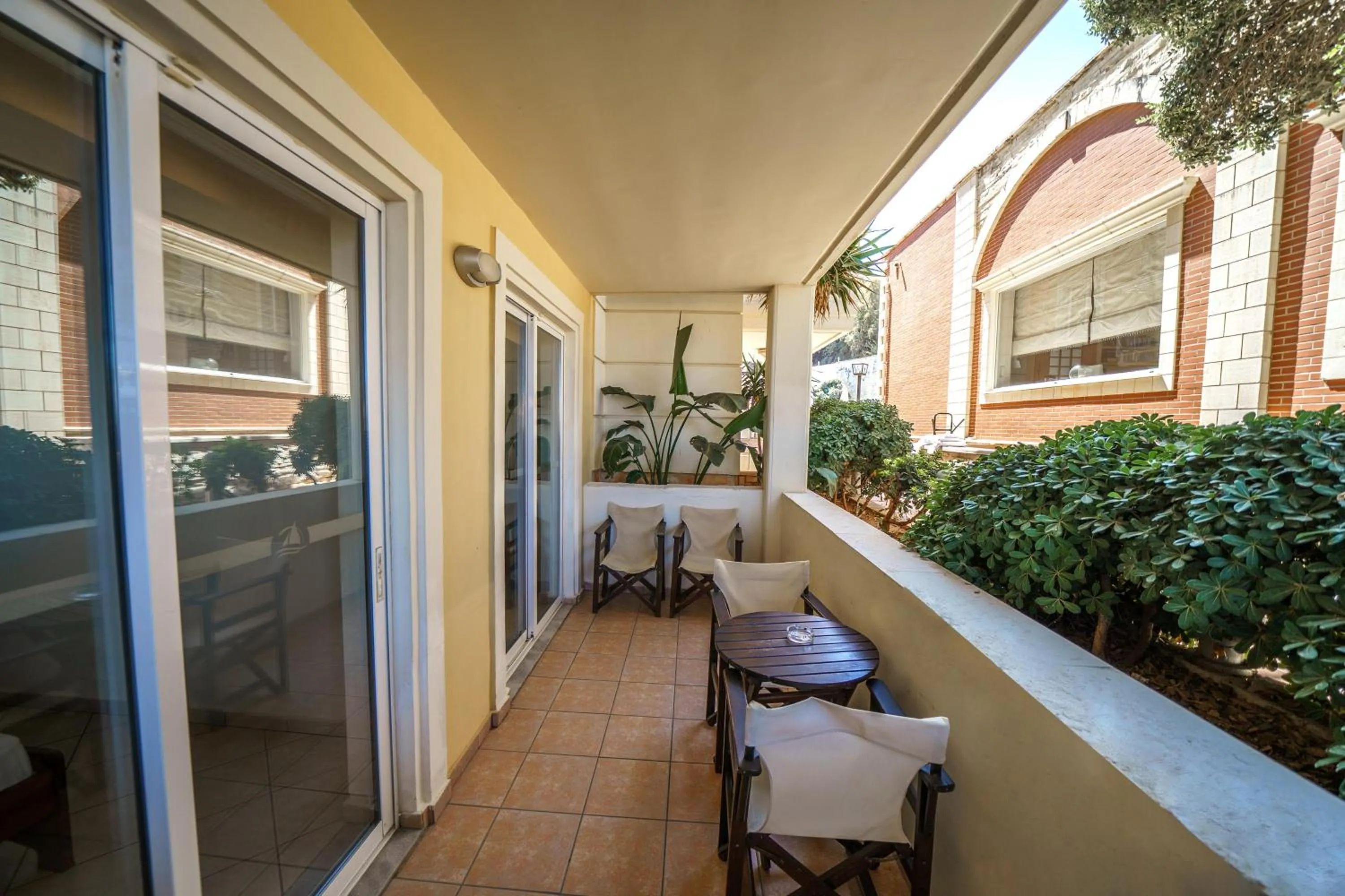 Porto Kalamaki Hotel