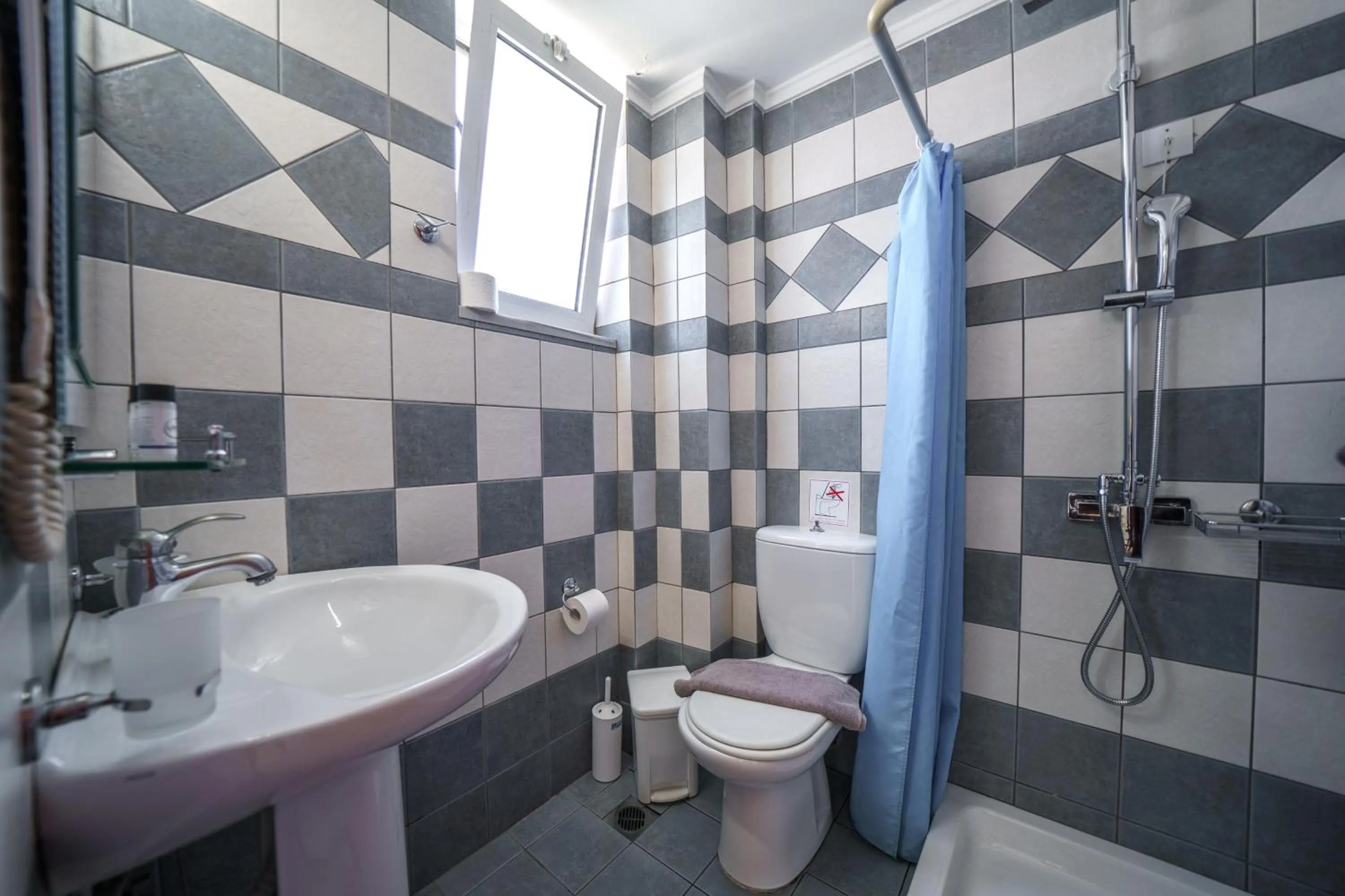 Porto Kalamaki Hotel