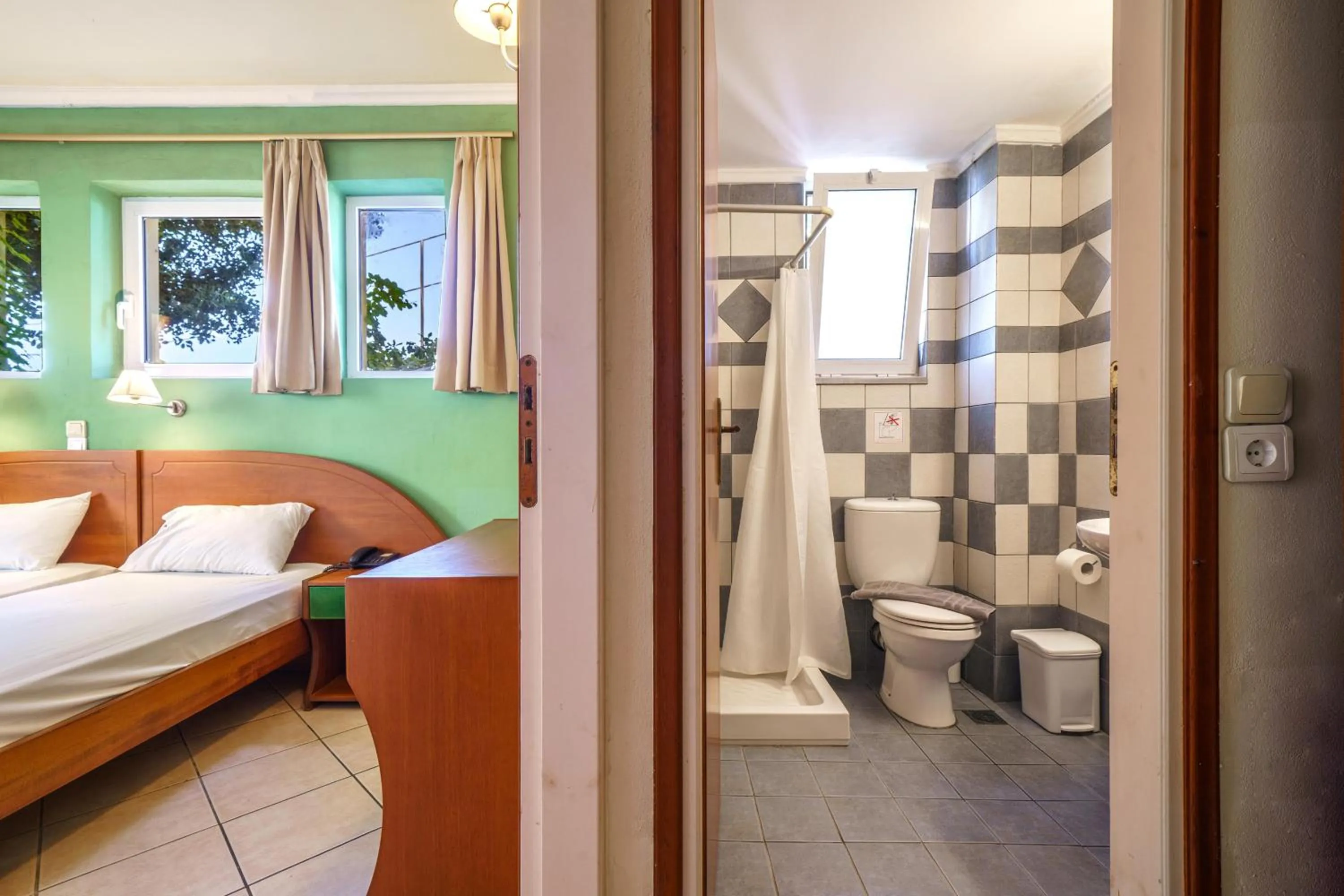 Porto Kalamaki Hotel