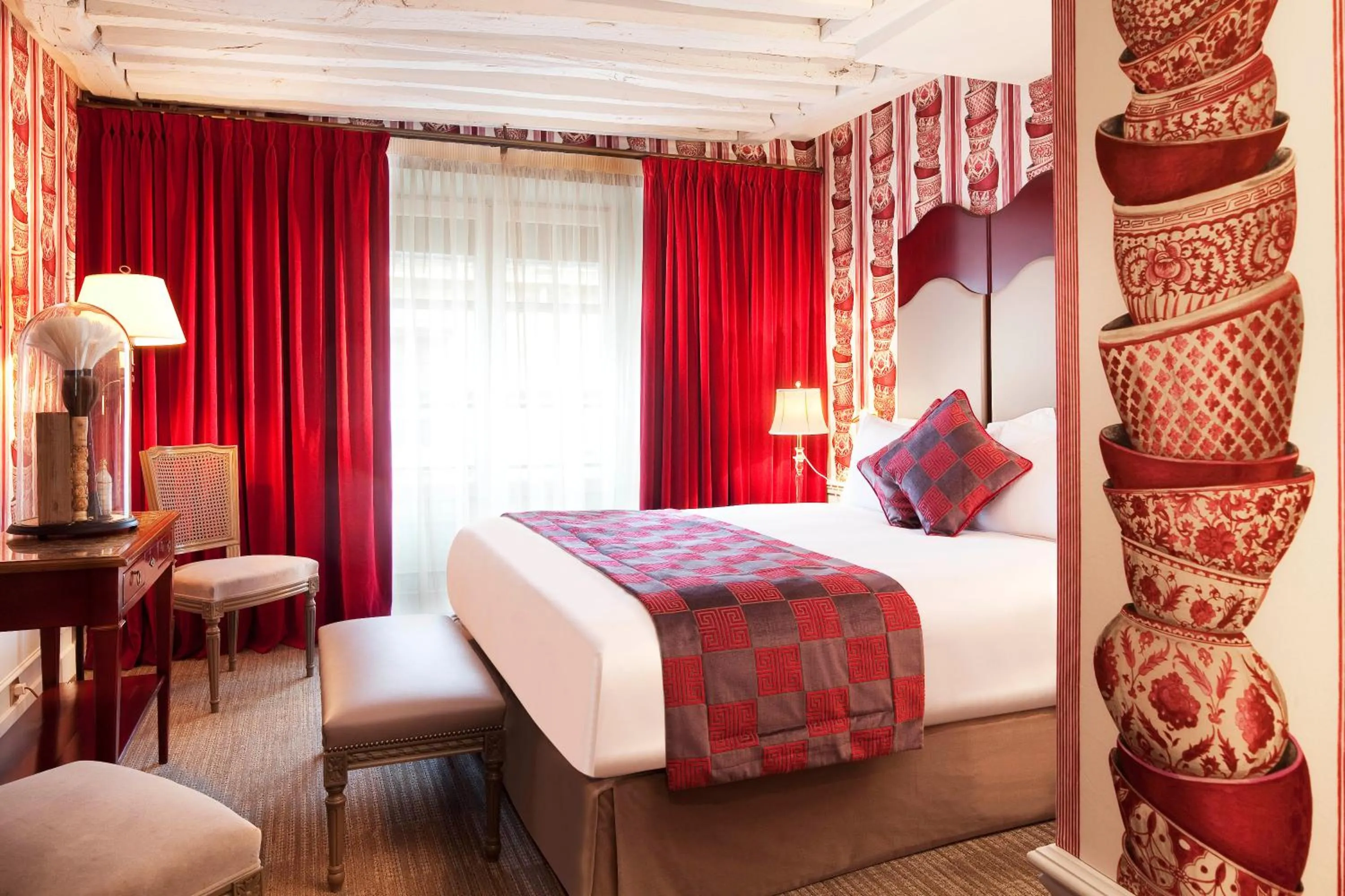 Bedroom, Bed in La Maison Favart