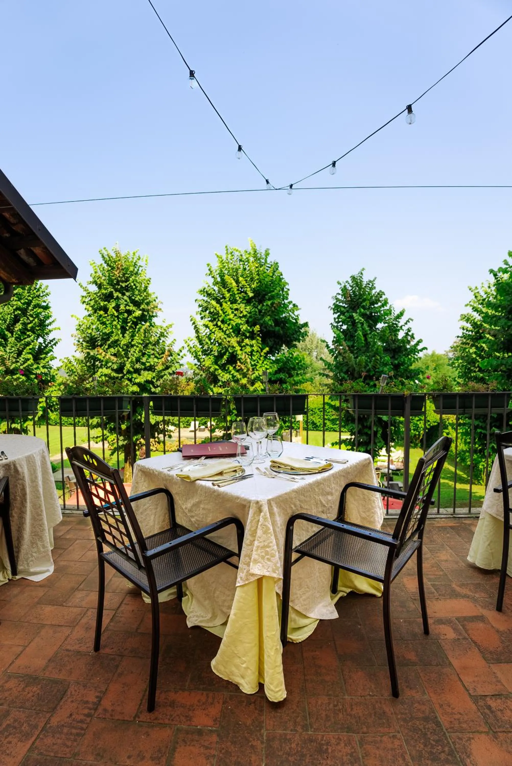 Restaurant/places to eat in Hotel I Somaschi