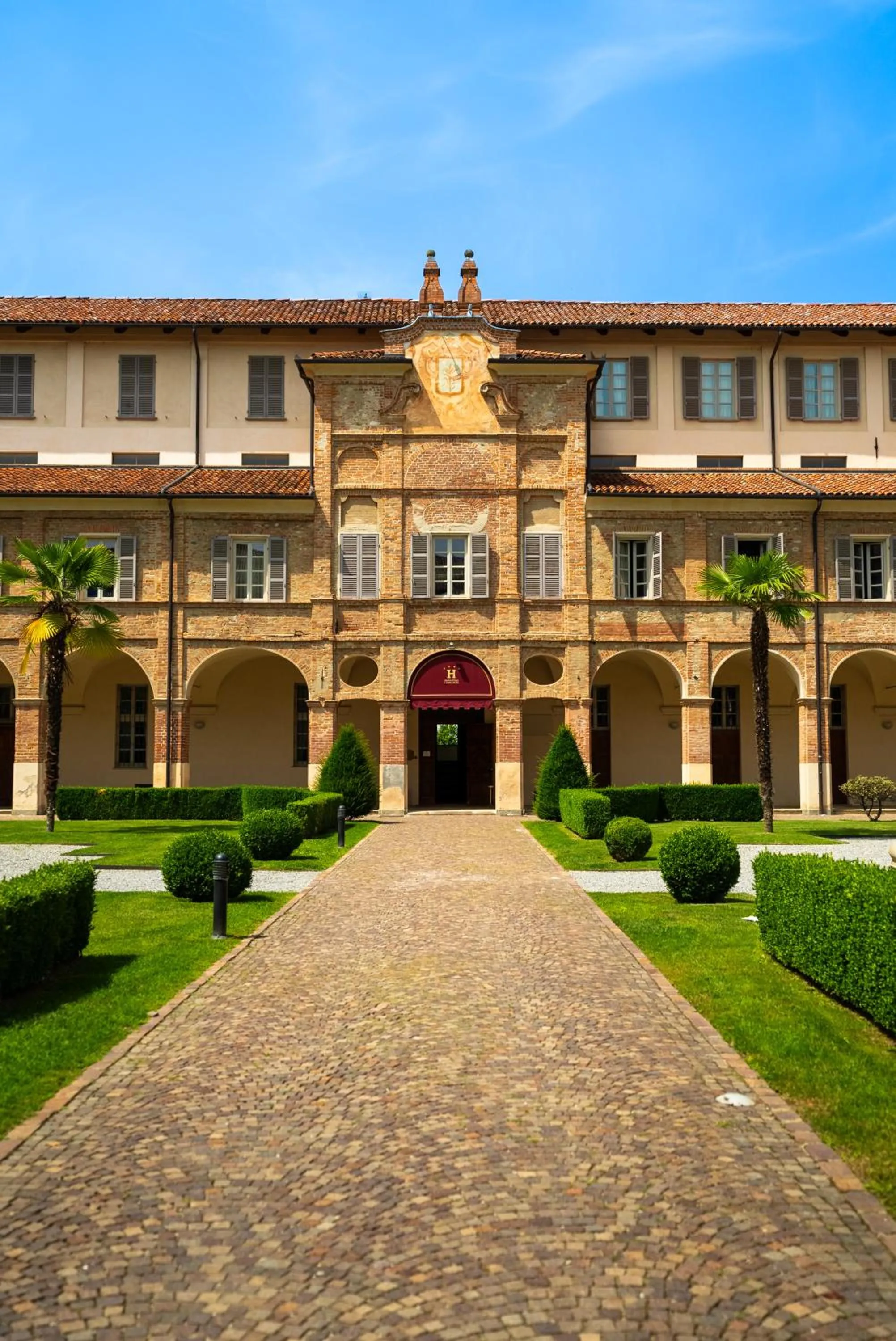 Facade/entrance in Hotel I Somaschi