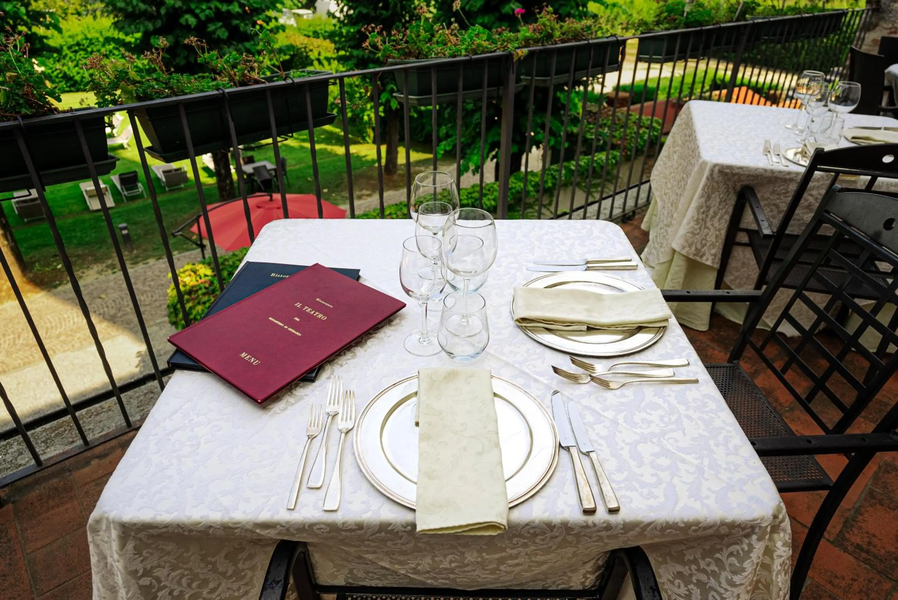 Restaurant/places to eat in Hotel I Somaschi