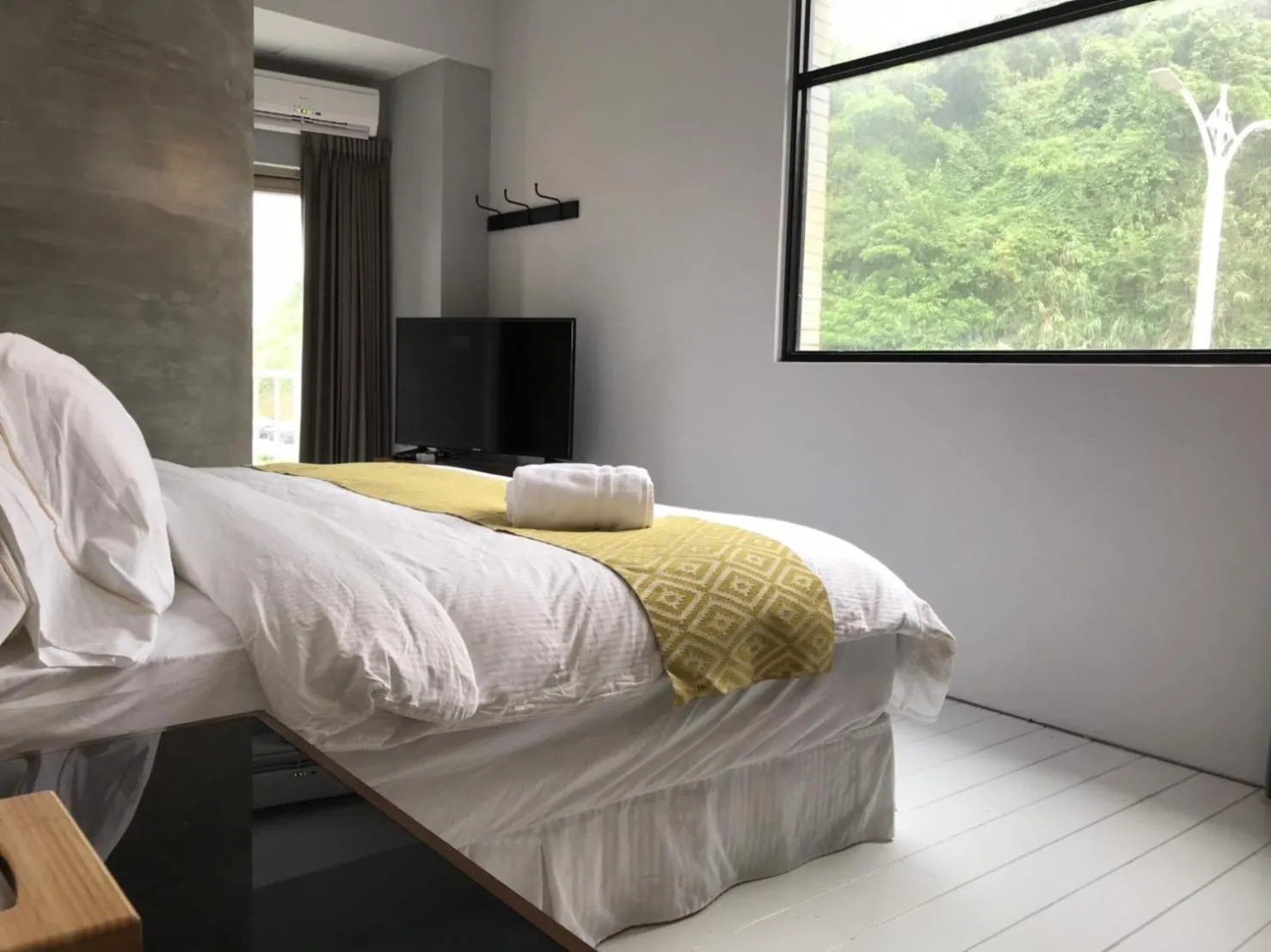 Bedroom, Bed in Chill Chill House