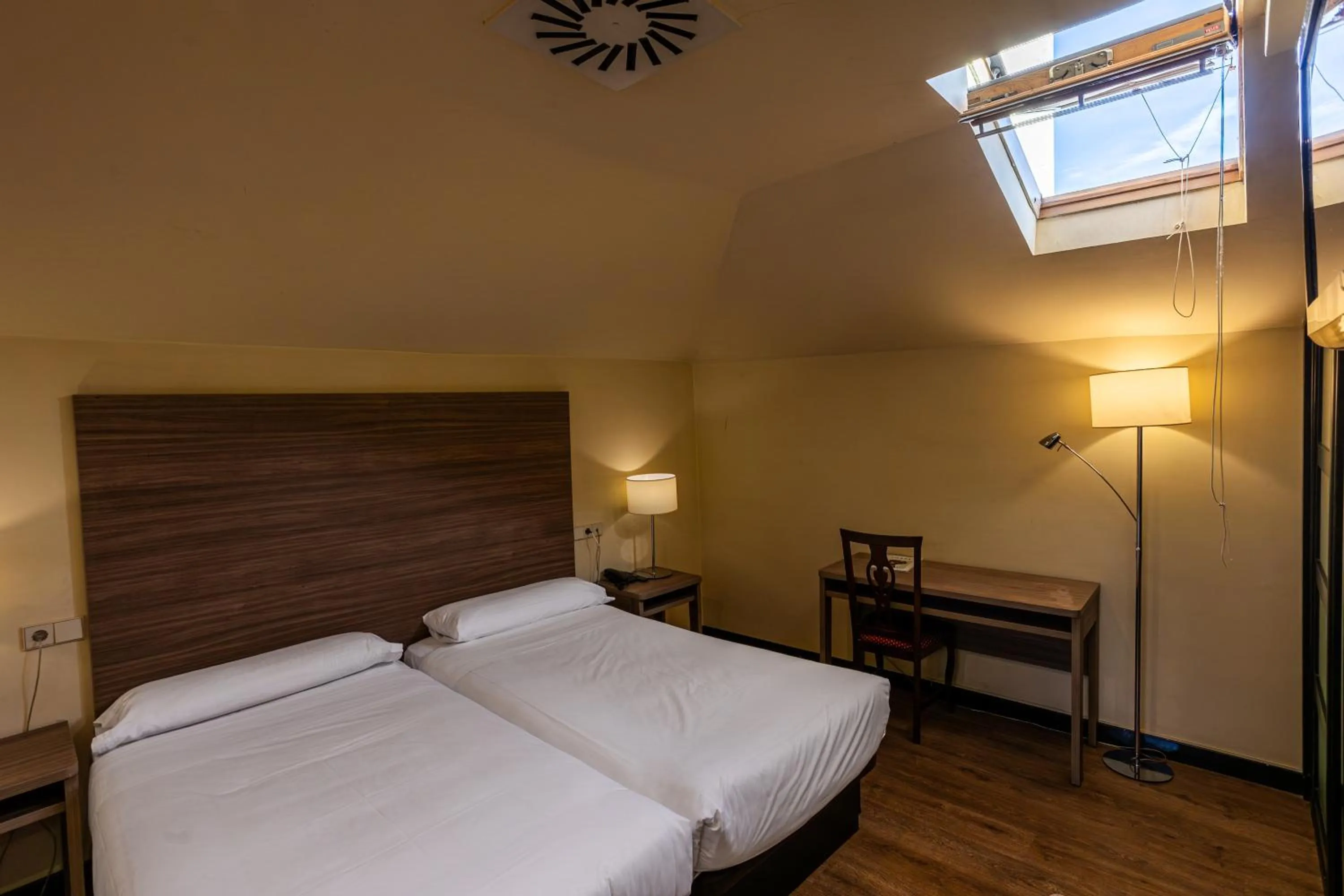 Bed in Hotel Centro Los Braseros